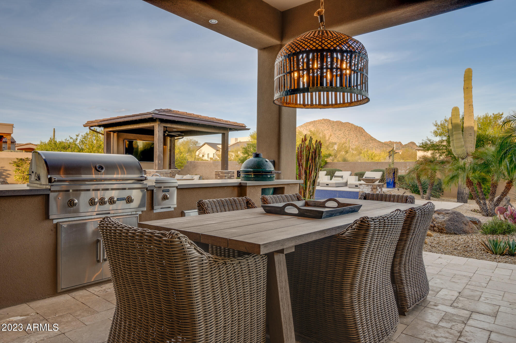 PINNACLE PEAK PLACE - Residential