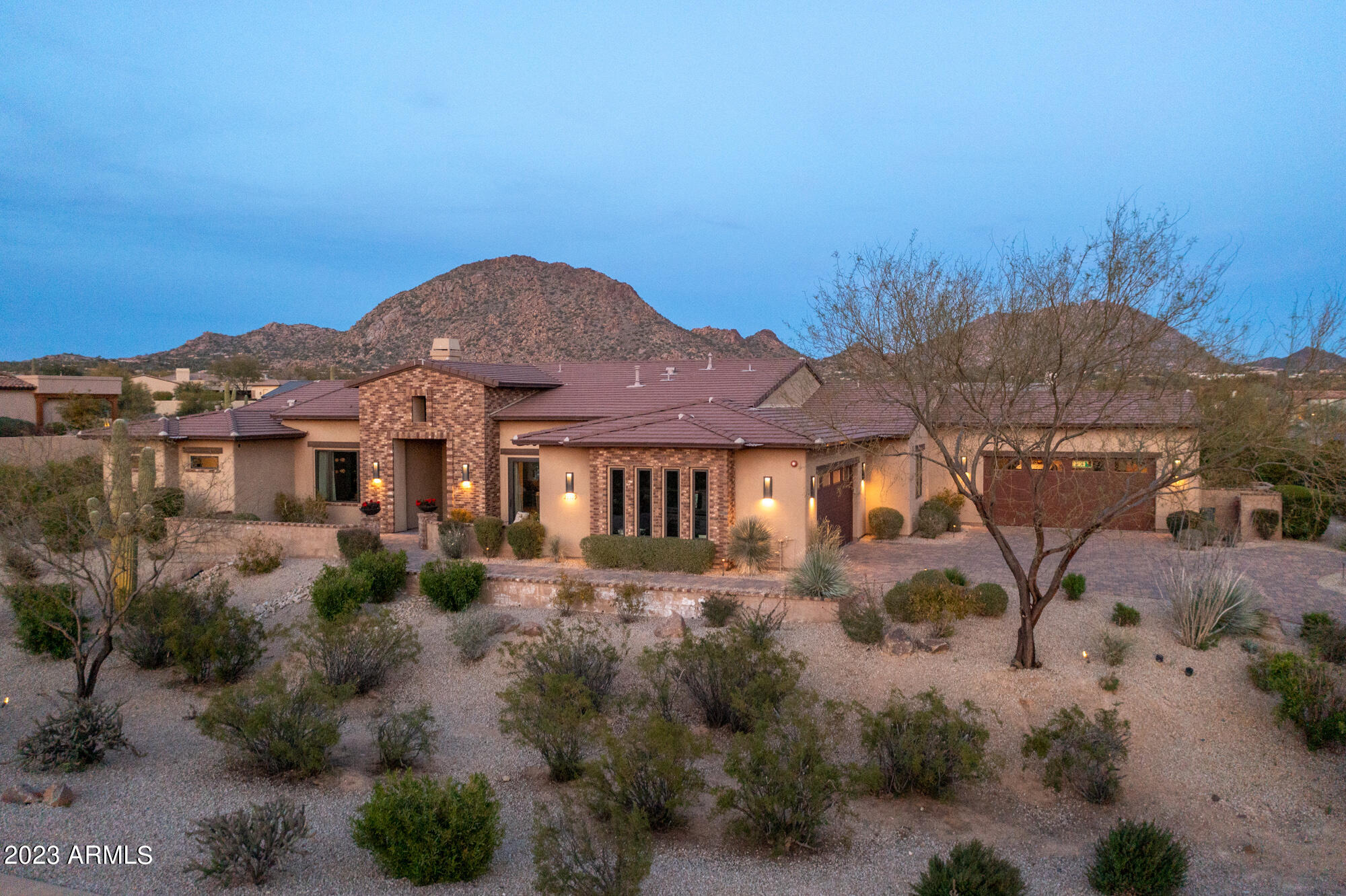 PINNACLE PEAK PLACE - Residential