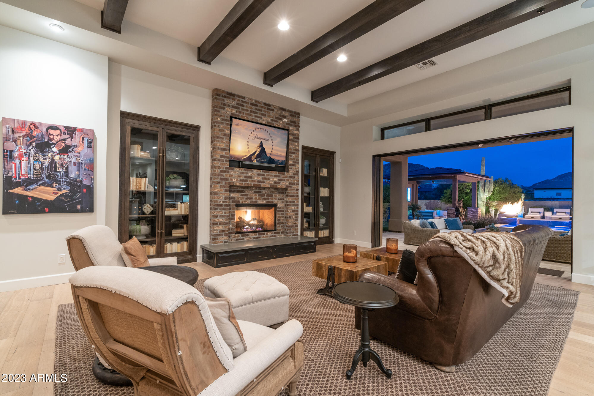 PINNACLE PEAK PLACE - Residential