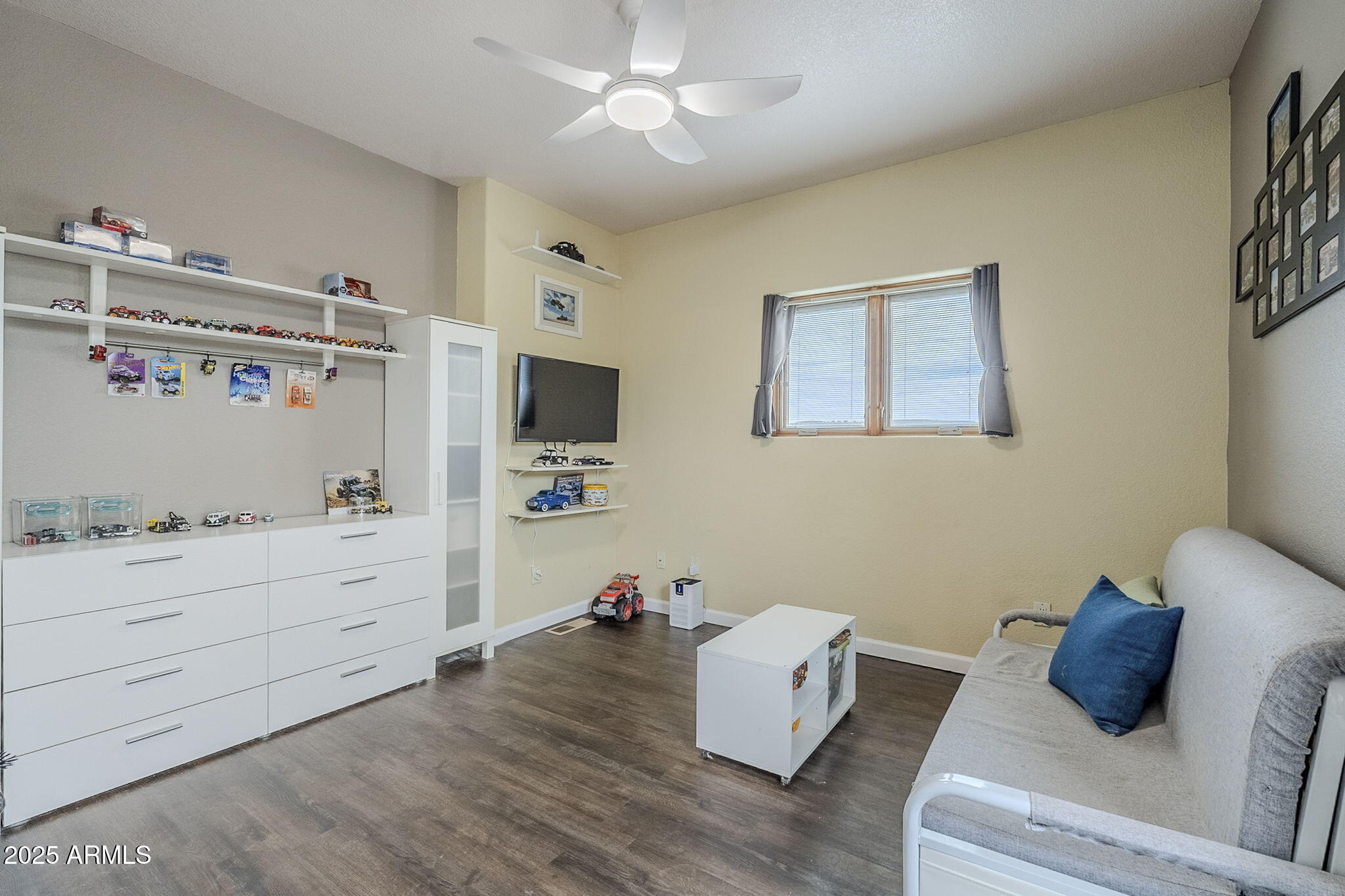 SPRING VALLEY 2 - Residential