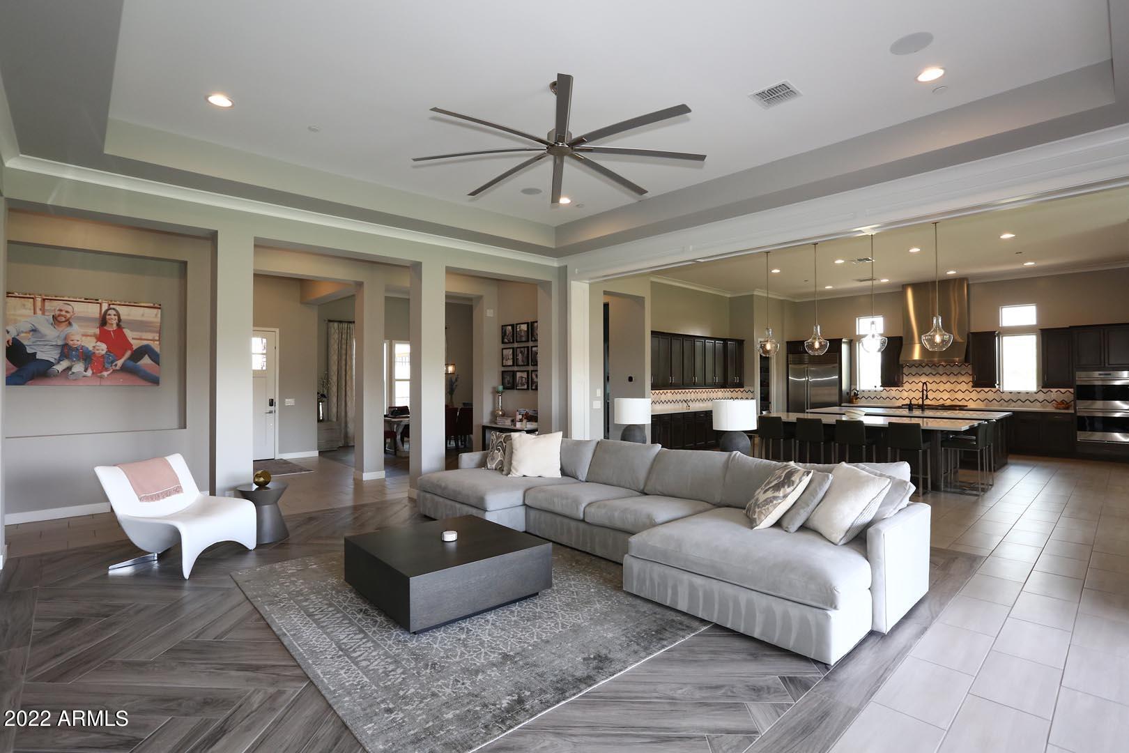 ANDALUZA - Residential