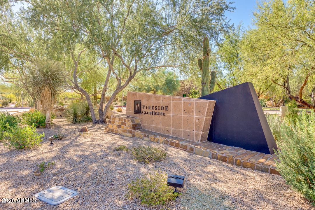 DESERT RIDGE SUPERBLOCK 11 PARCEL 6 - Residential