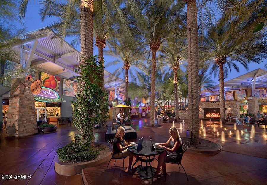 DESERT RIDGE SUPERBLOCK 11 PARCEL 6 - Residential