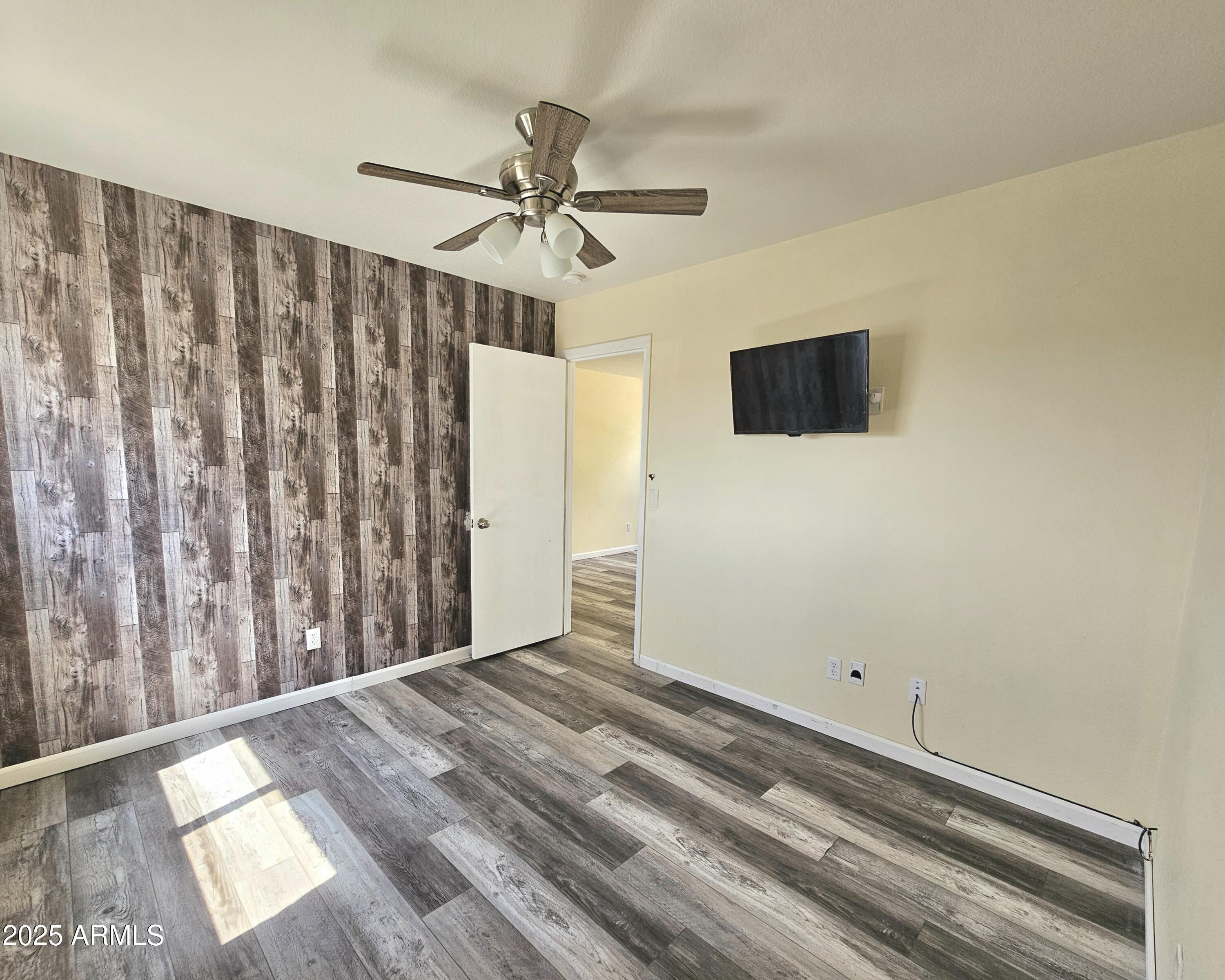 ARIZONA CITY UNIT FIFTEEN - Residential