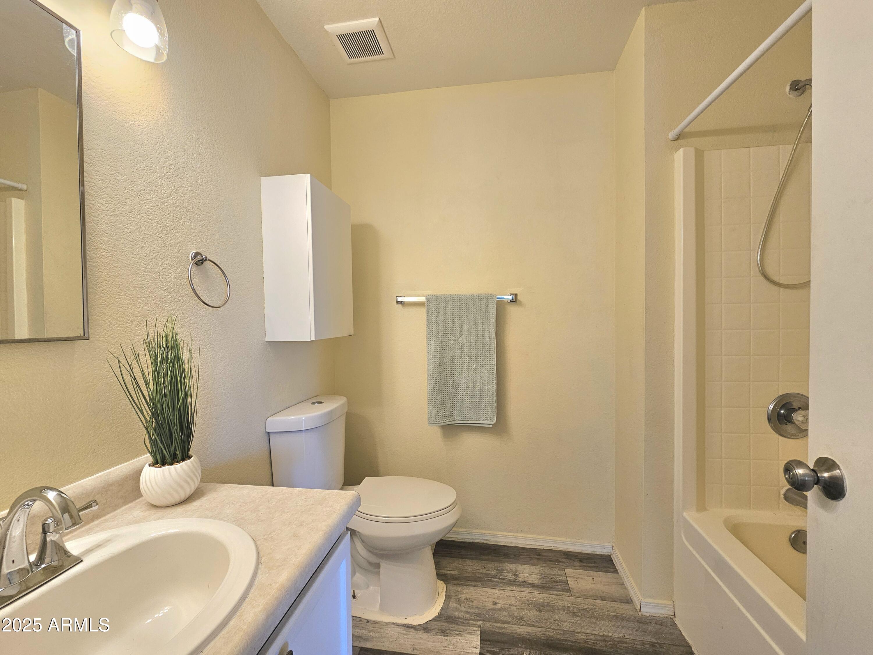 ARIZONA CITY UNIT FIFTEEN - Residential