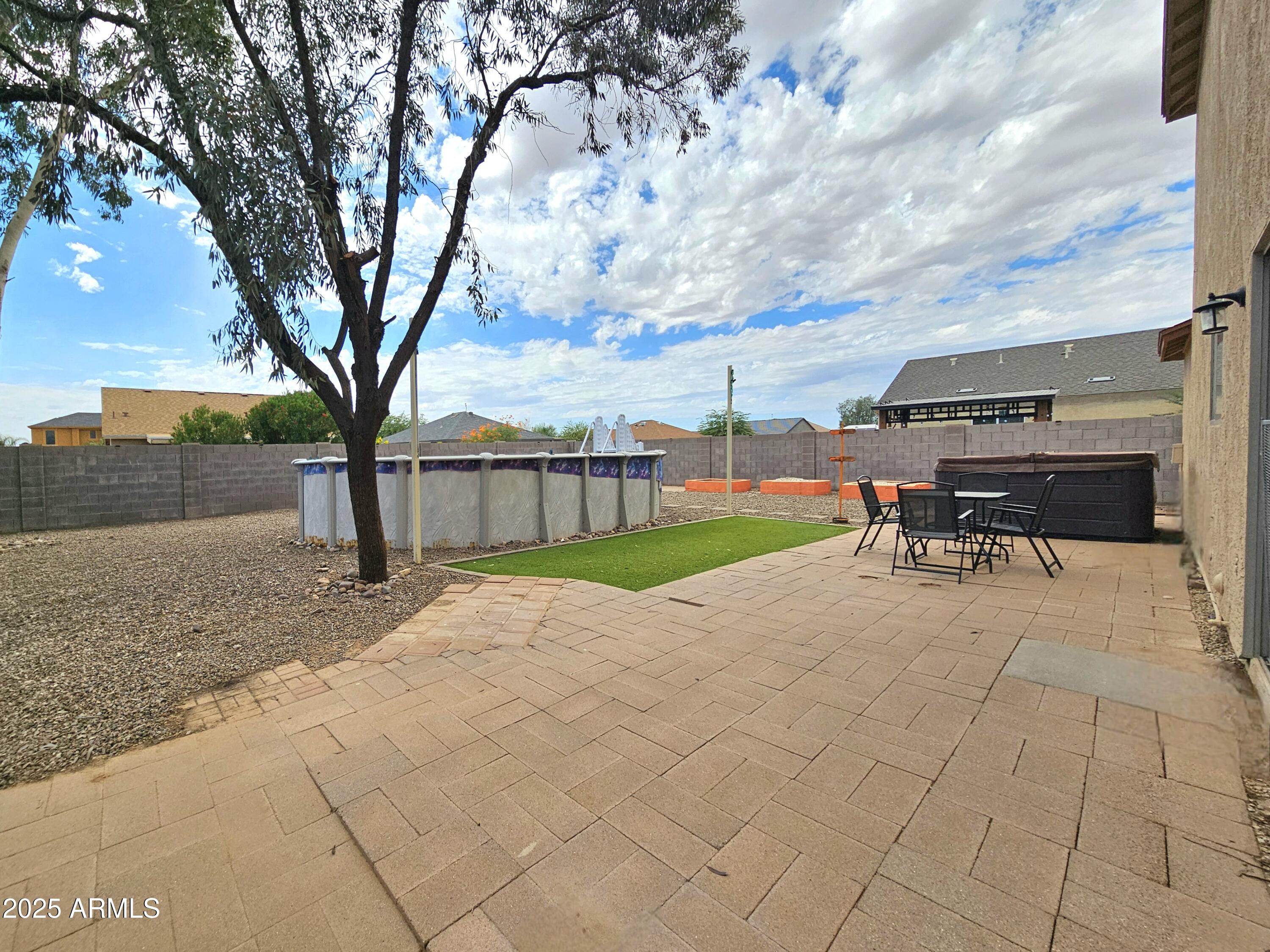 ARIZONA CITY UNIT FIFTEEN - Residential