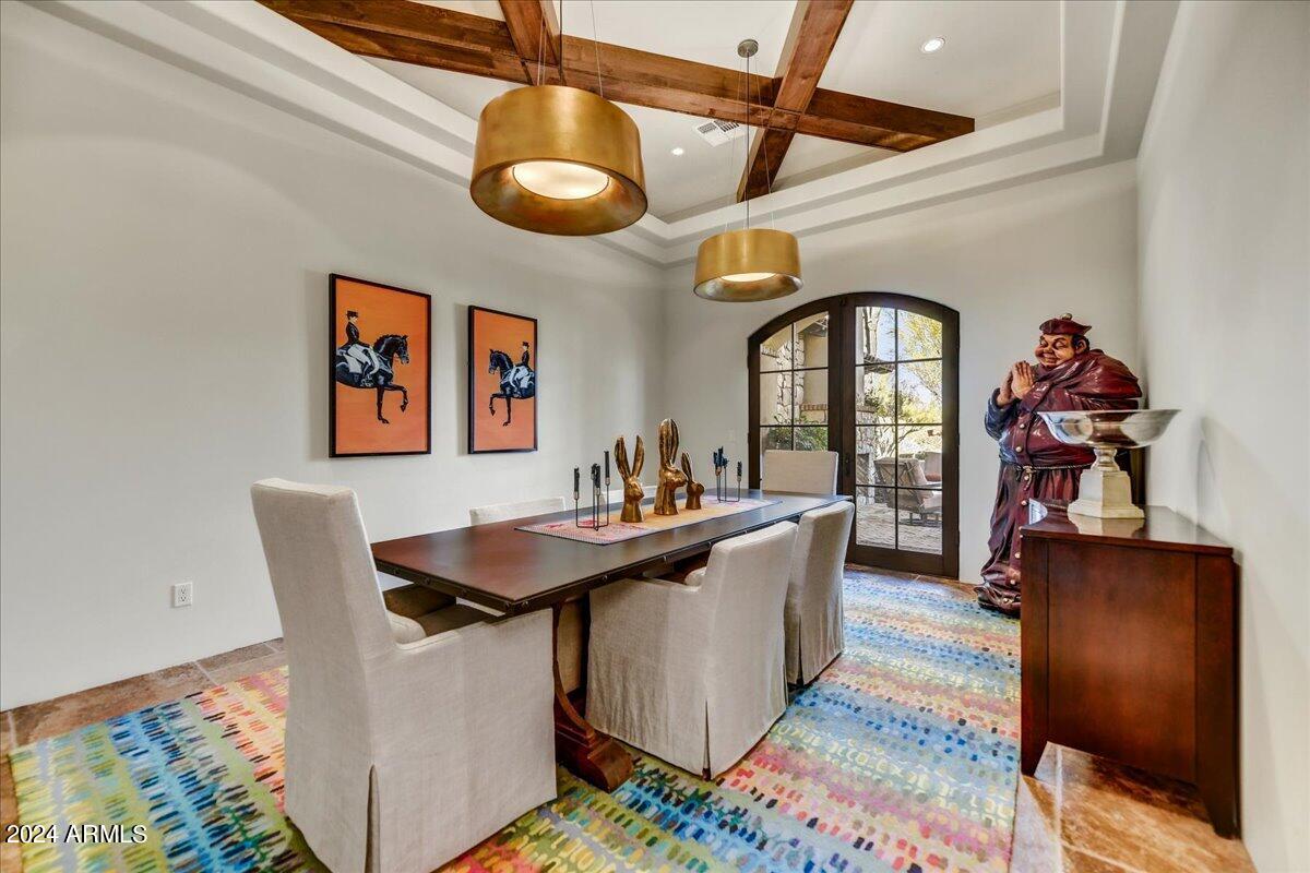 WHISPER ROCK - Residential