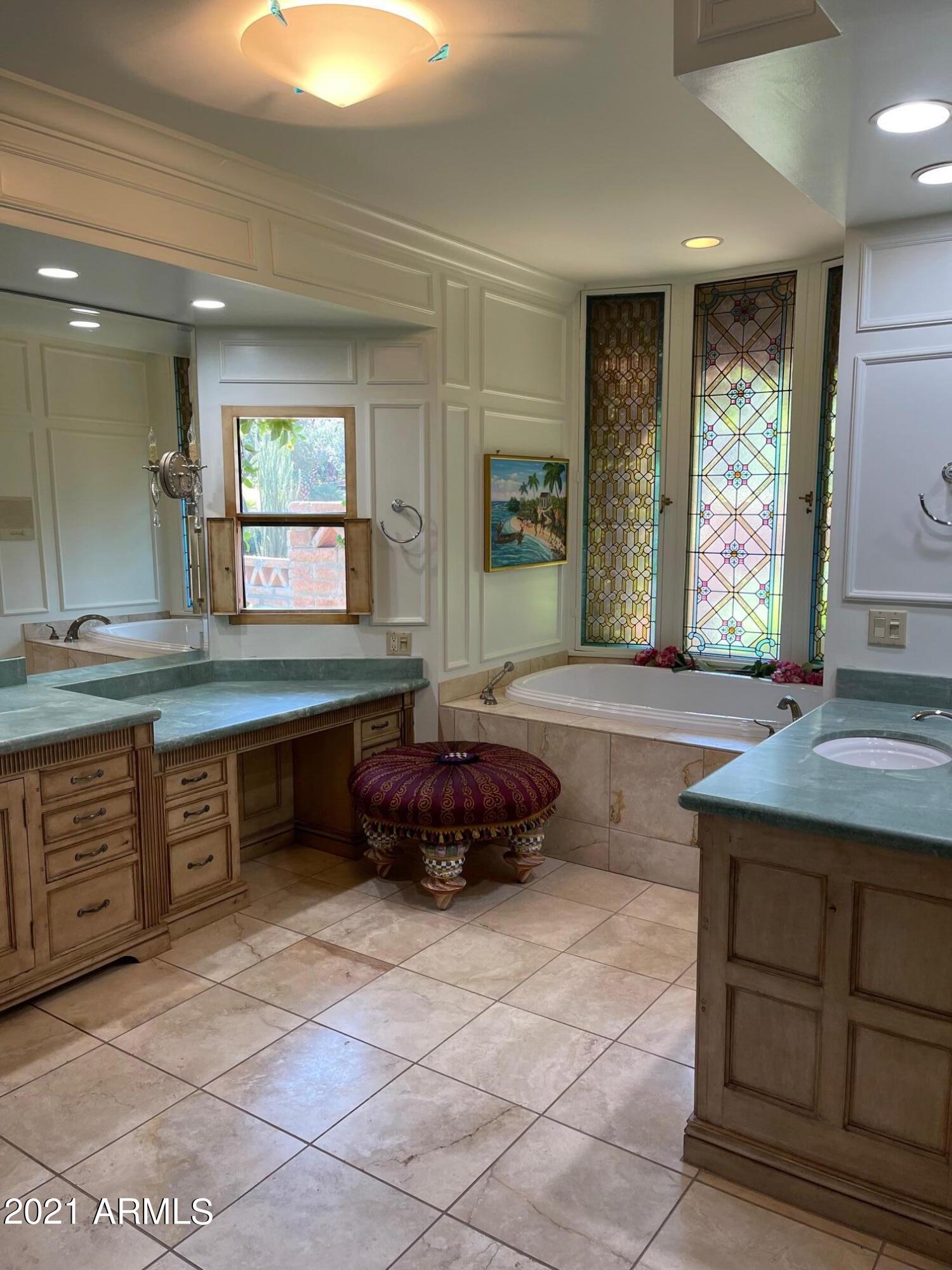CAMELBACK COUNTRY CLUB ESTATES 6 - Residential