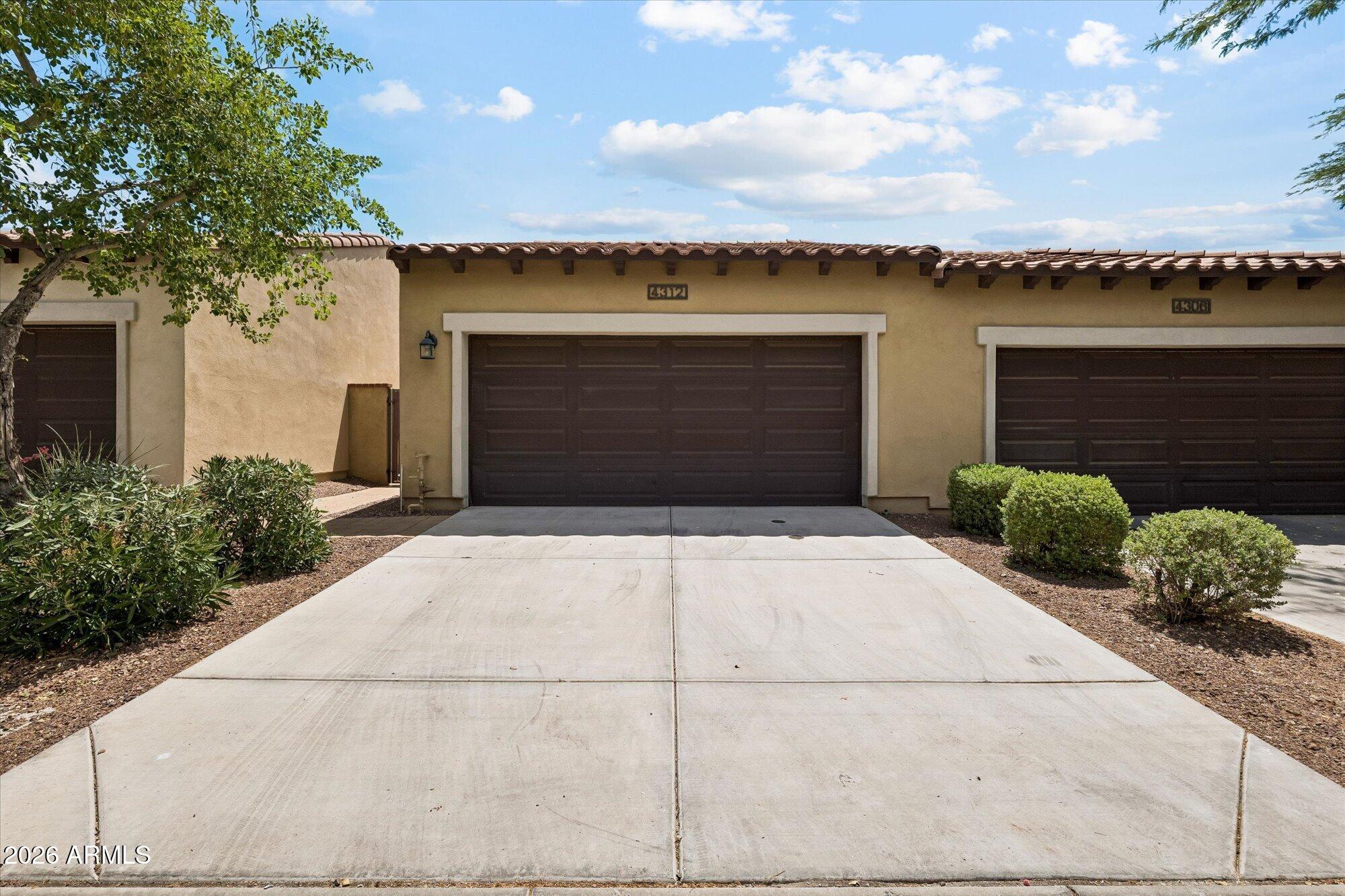 VERRADO PARCEL 5.707 - Residential