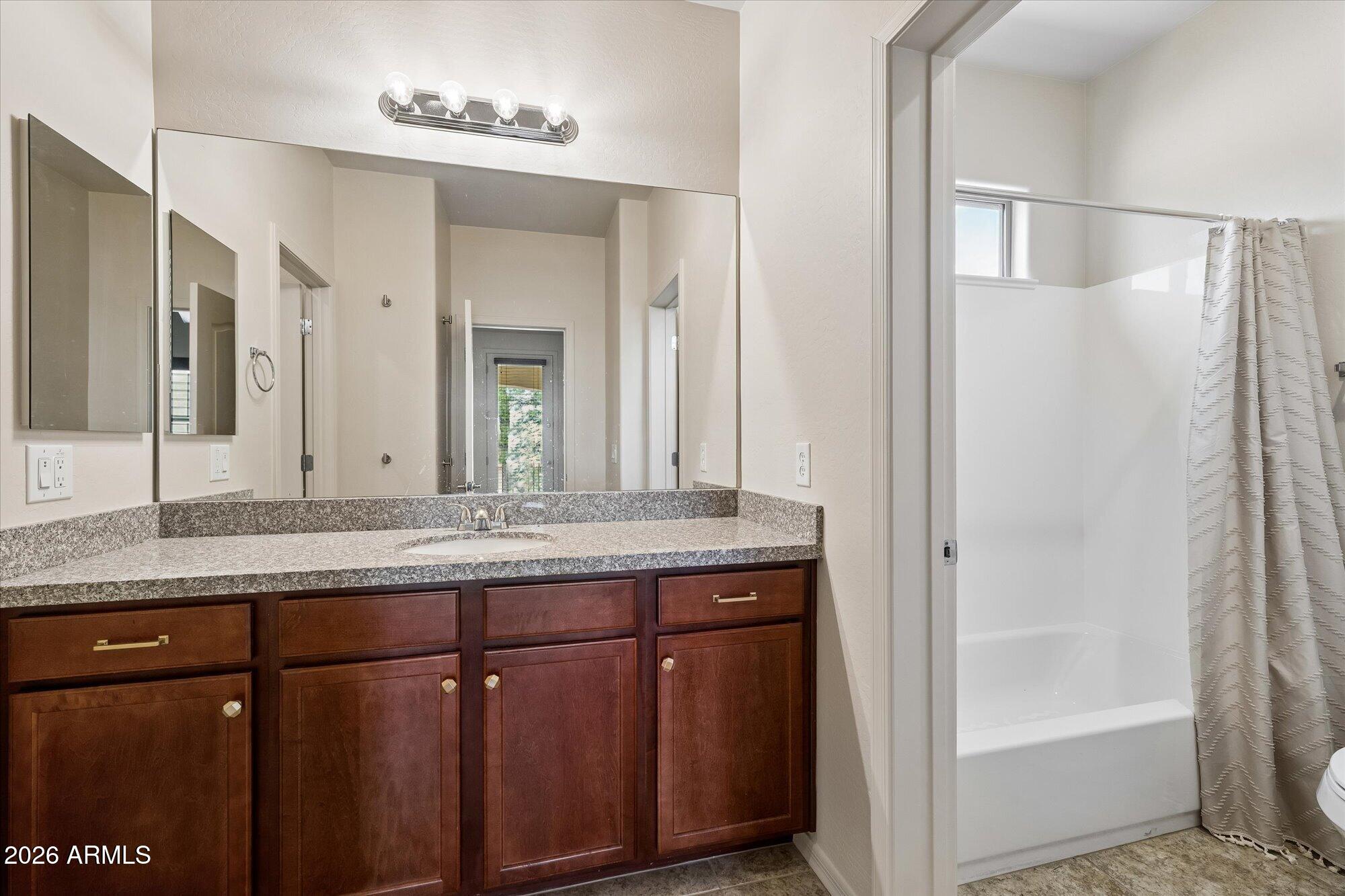 VERRADO PARCEL 5.707 - Residential