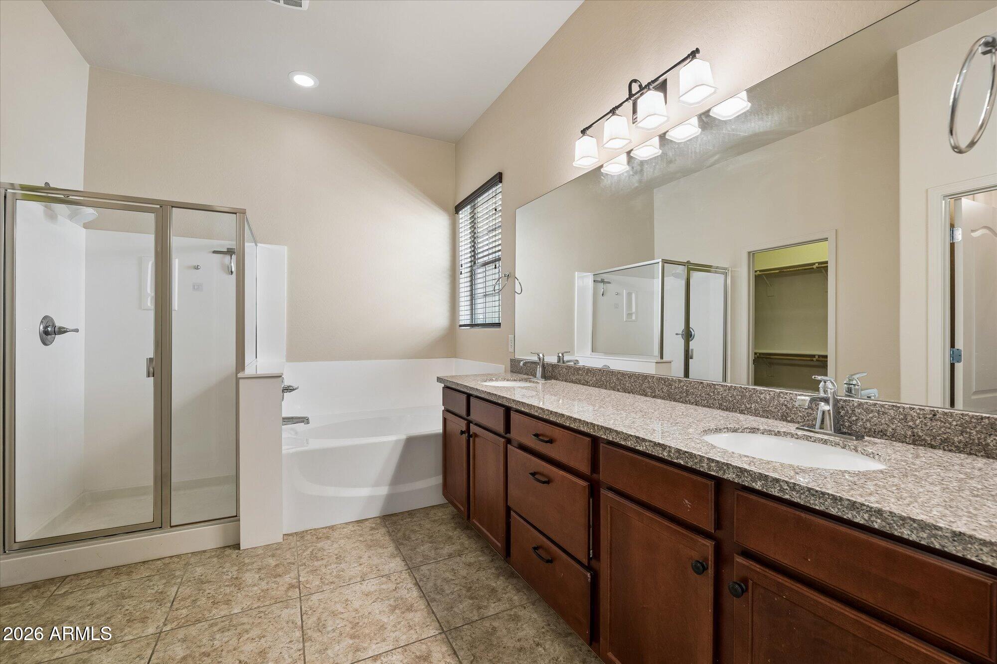 VERRADO PARCEL 5.707 - Residential