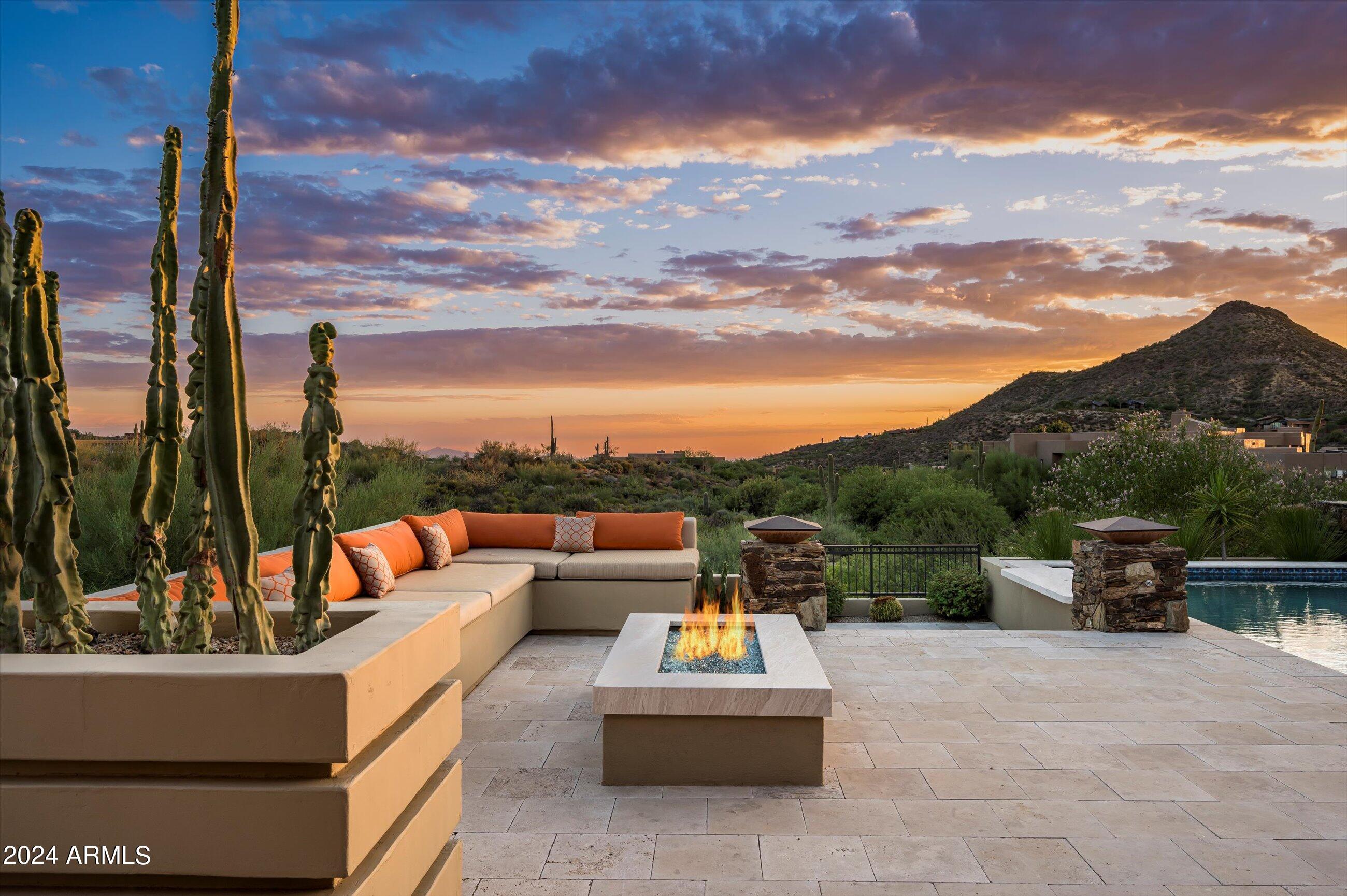 DESERT MOUNTAIN - Residential