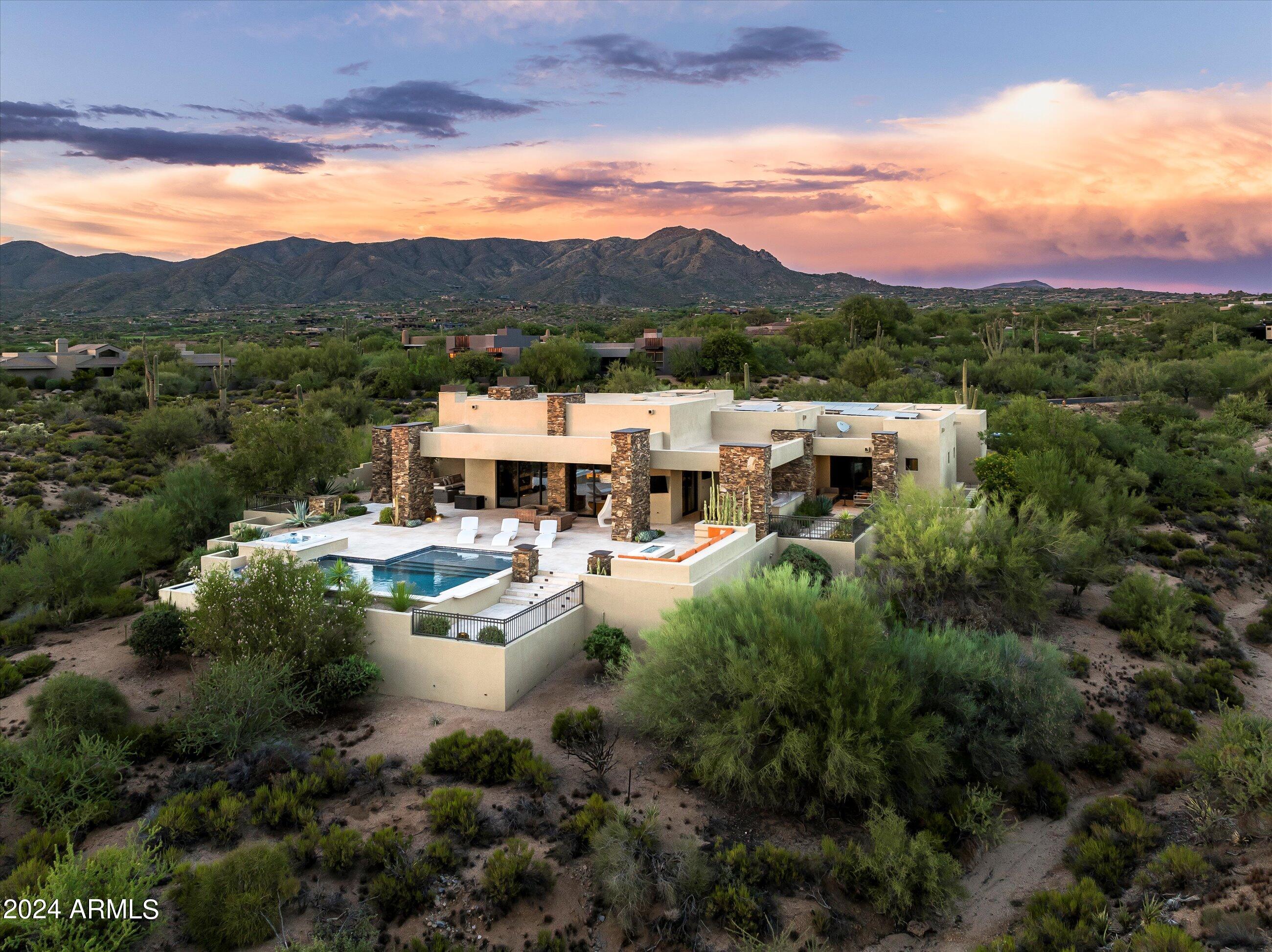 DESERT MOUNTAIN - Residential