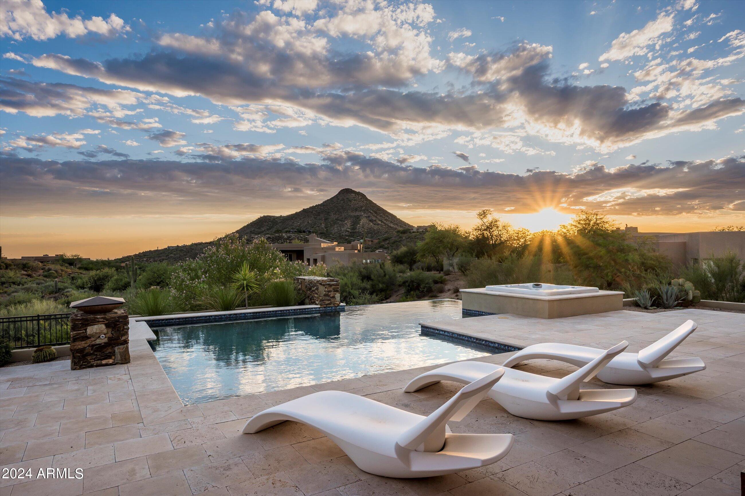 DESERT MOUNTAIN - Residential