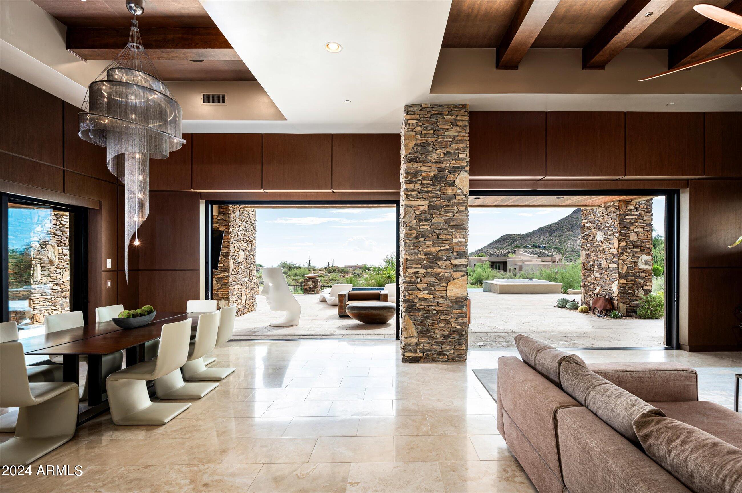 DESERT MOUNTAIN - Residential