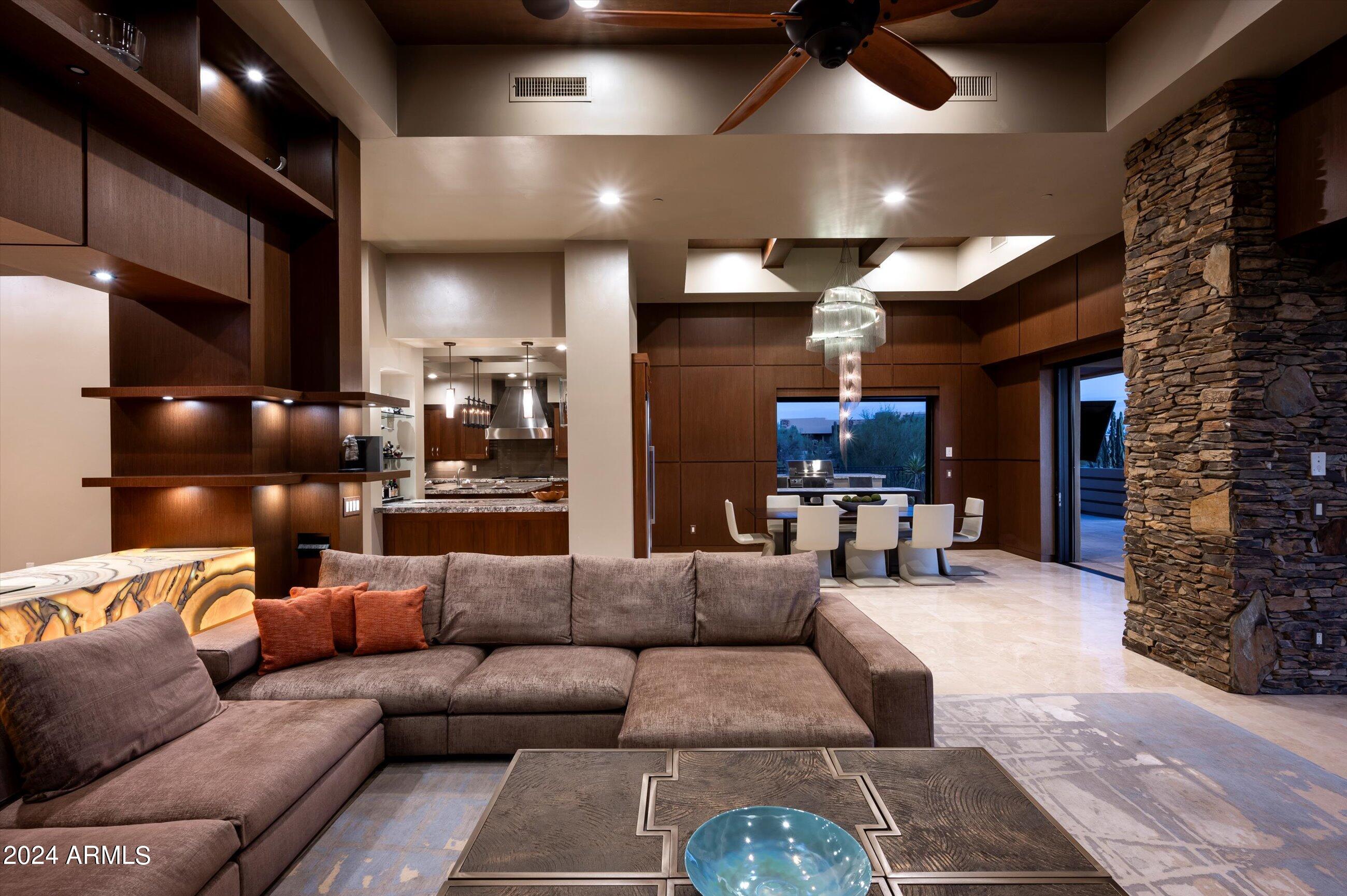DESERT MOUNTAIN - Residential