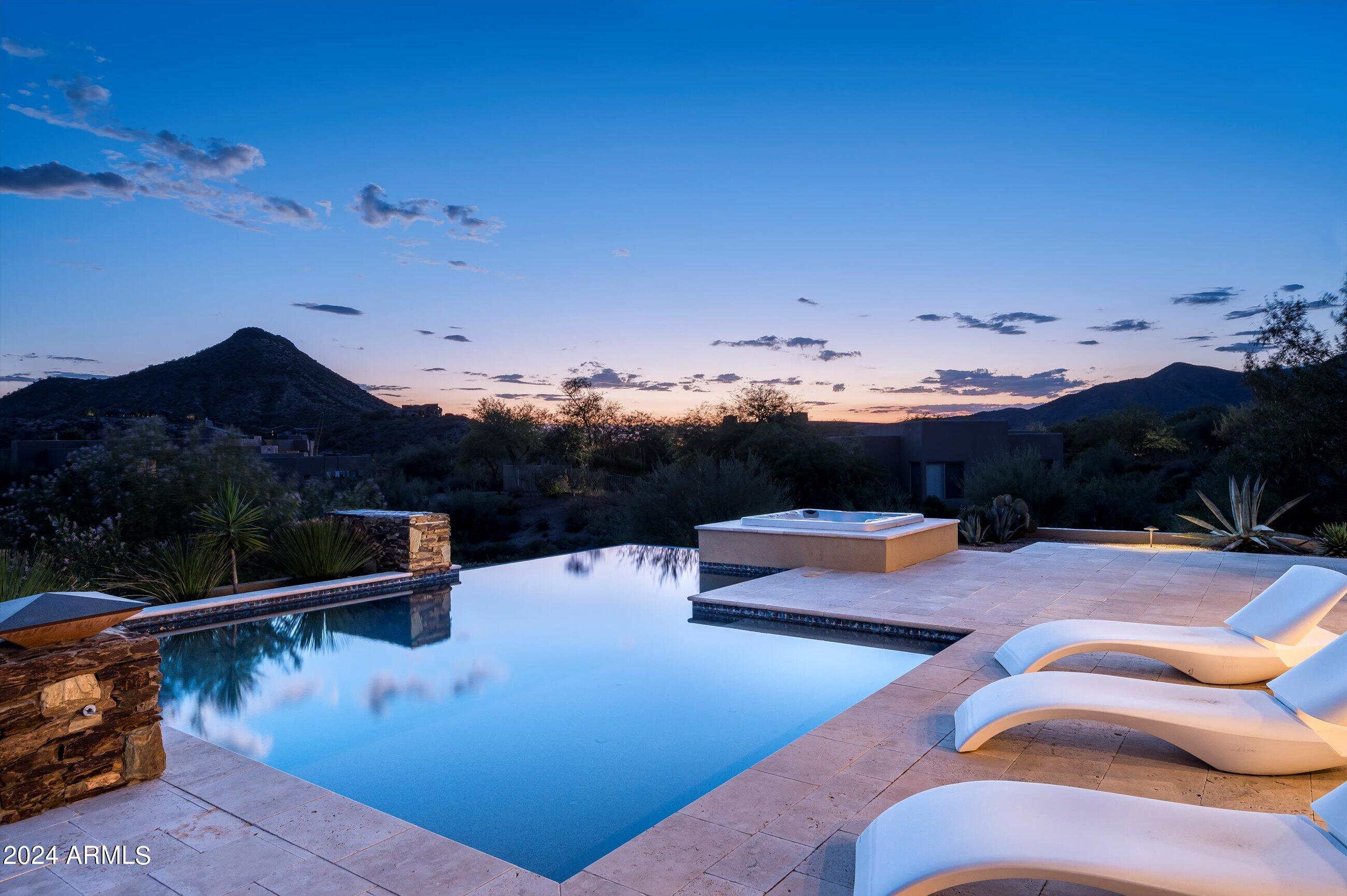 DESERT MOUNTAIN - Residential