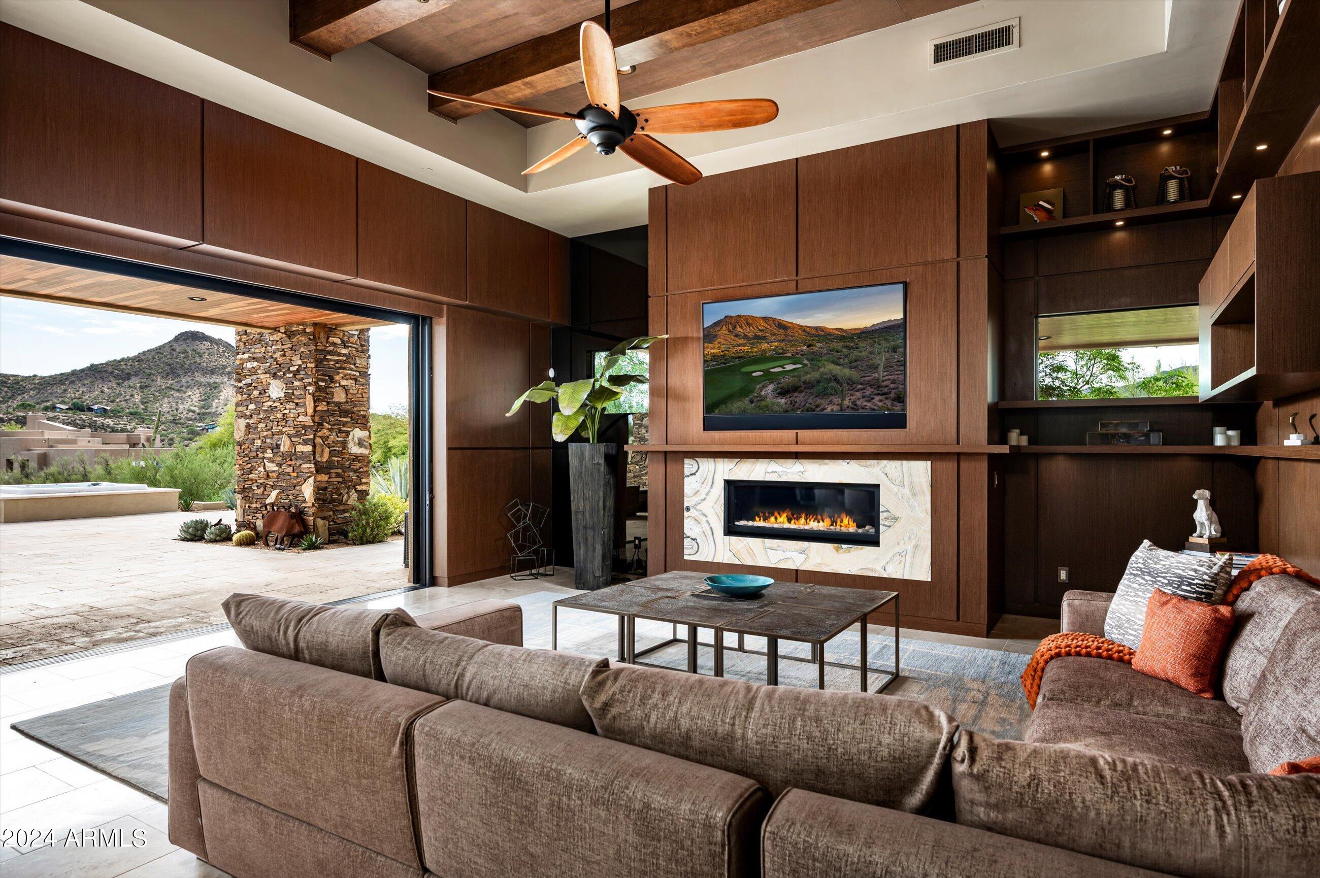 DESERT MOUNTAIN - Residential