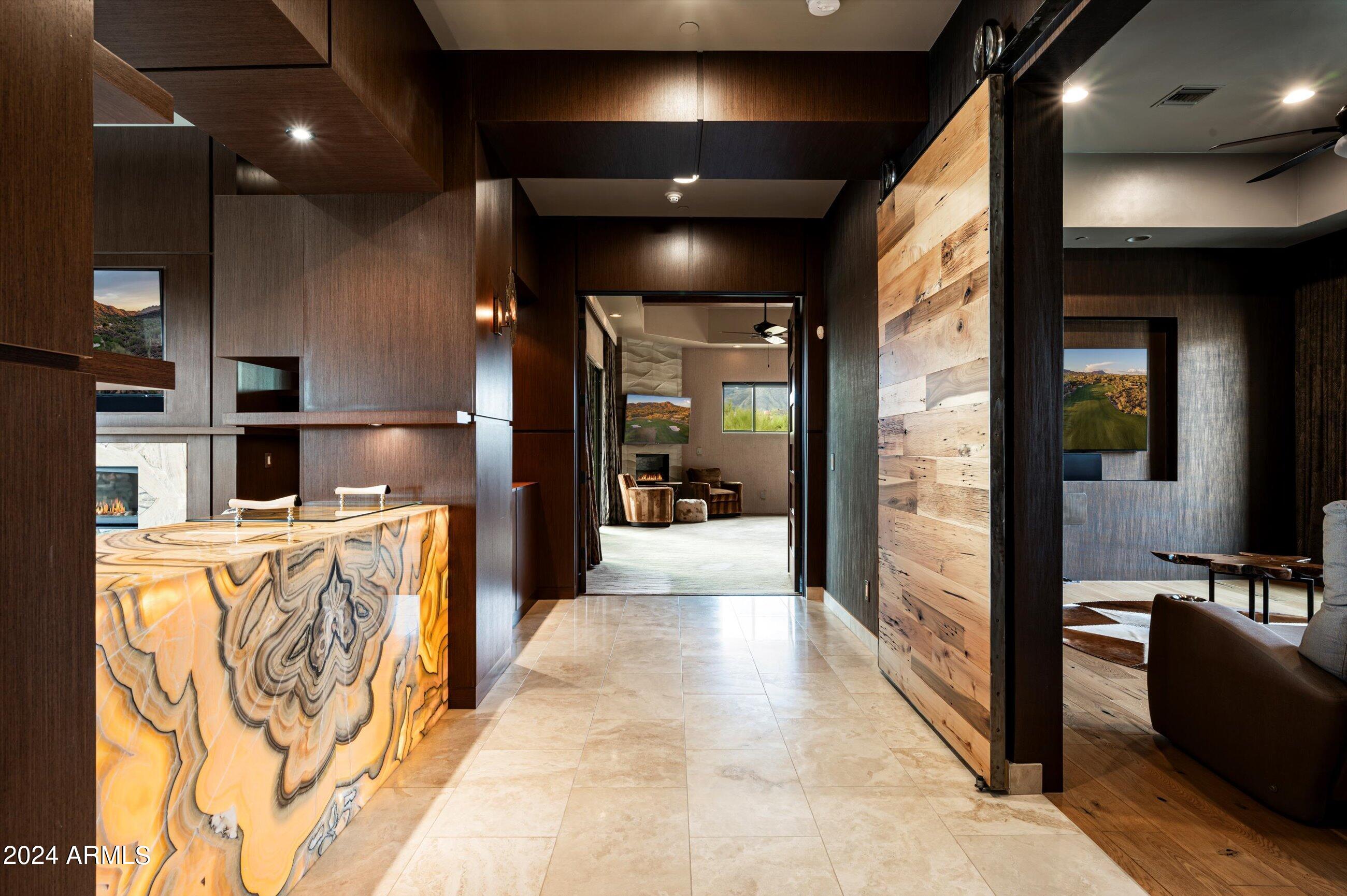 DESERT MOUNTAIN - Residential