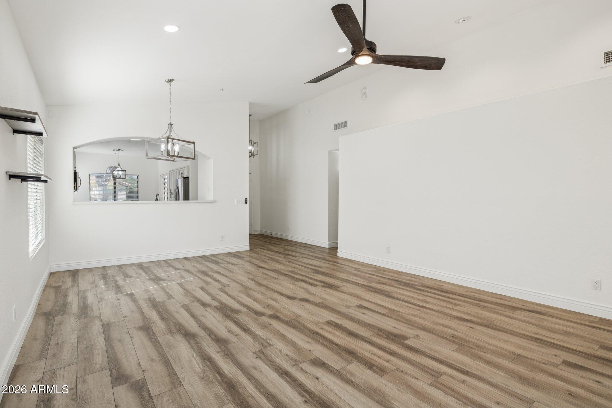 SCOTTSDALE SQUARE - Residential