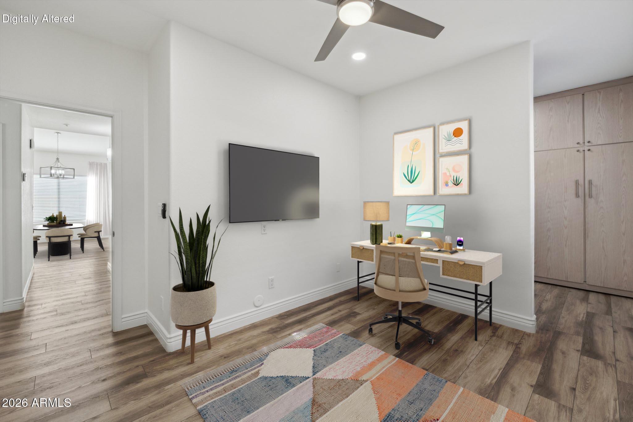 SCOTTSDALE SQUARE - Residential