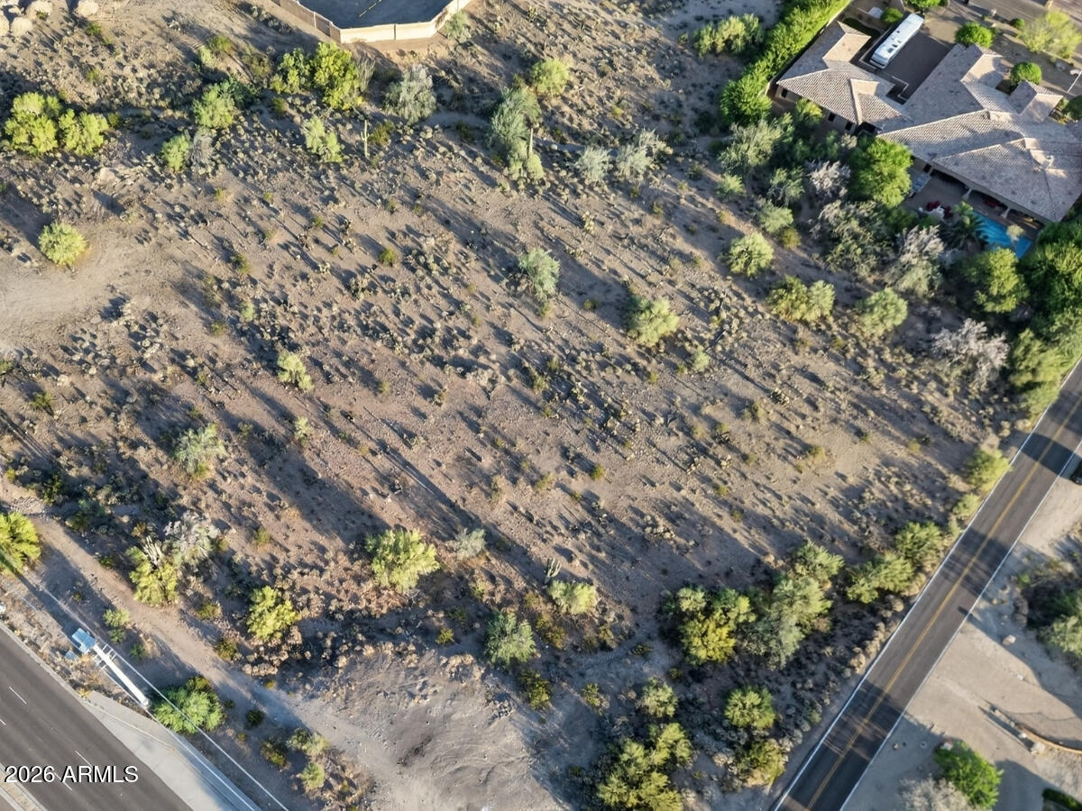 BAHAI CENTER - Land