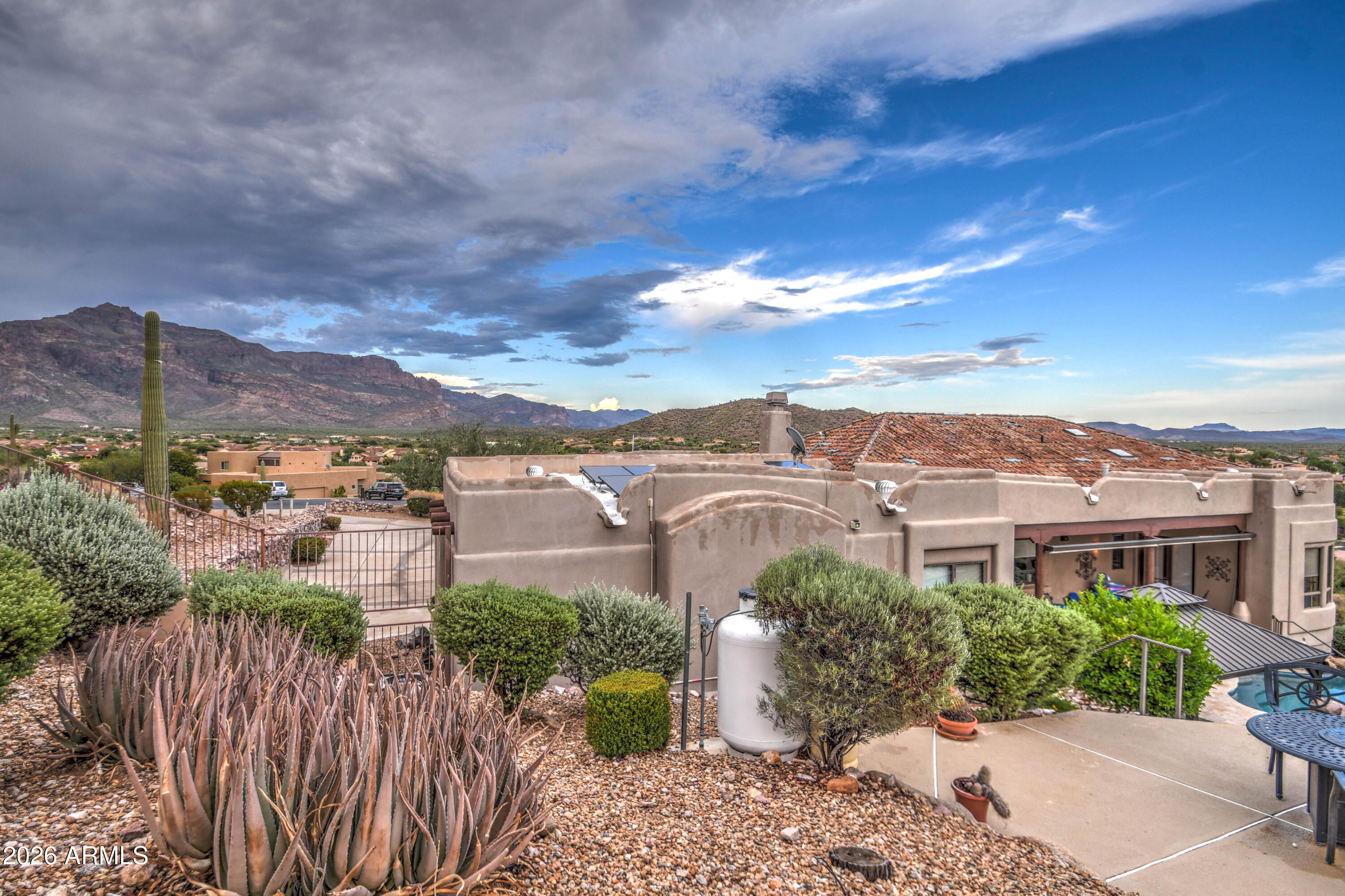 GOLD CANYON EAST - Residential