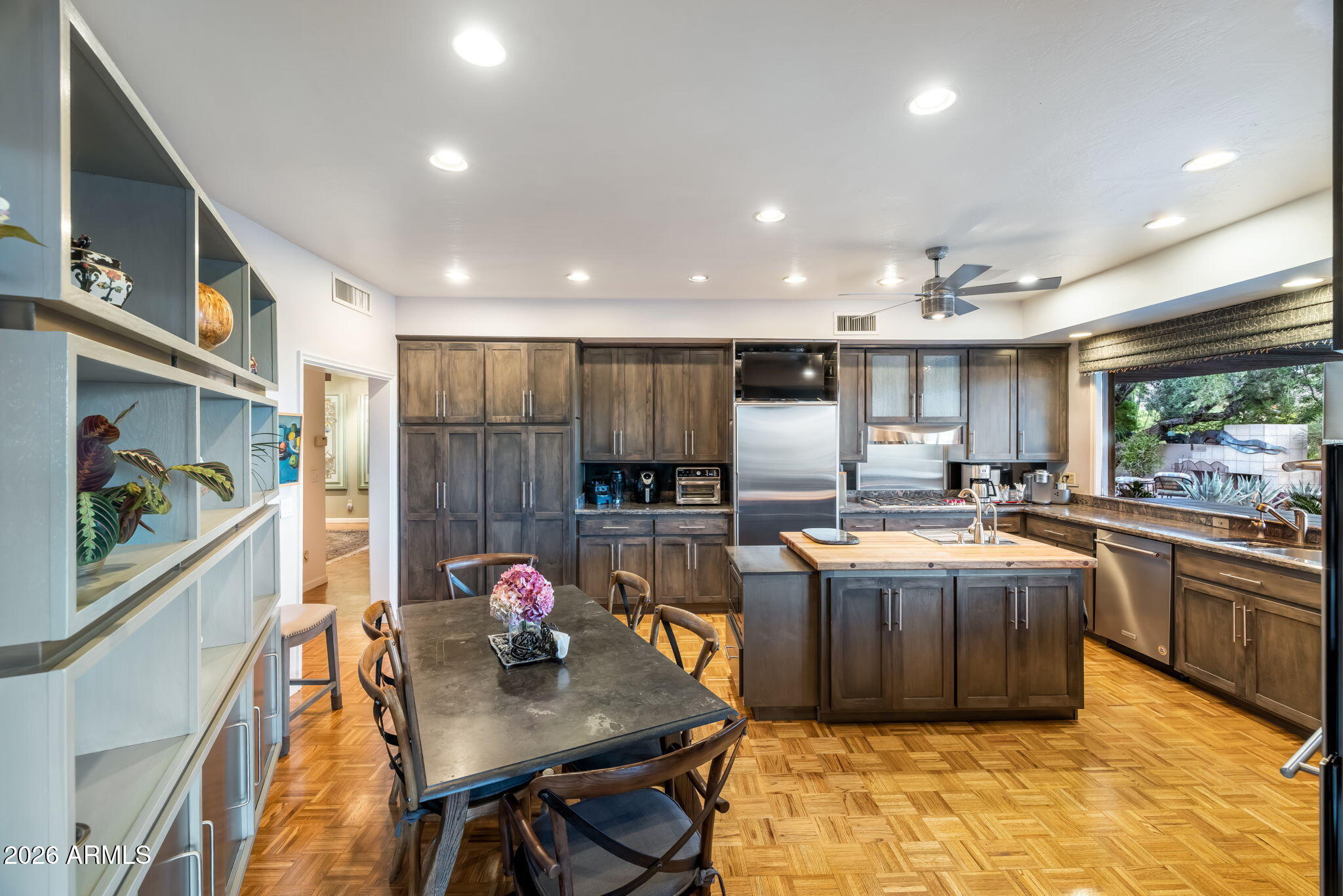 SUNSET HILLS LOT 1-20 & TR C - Residential