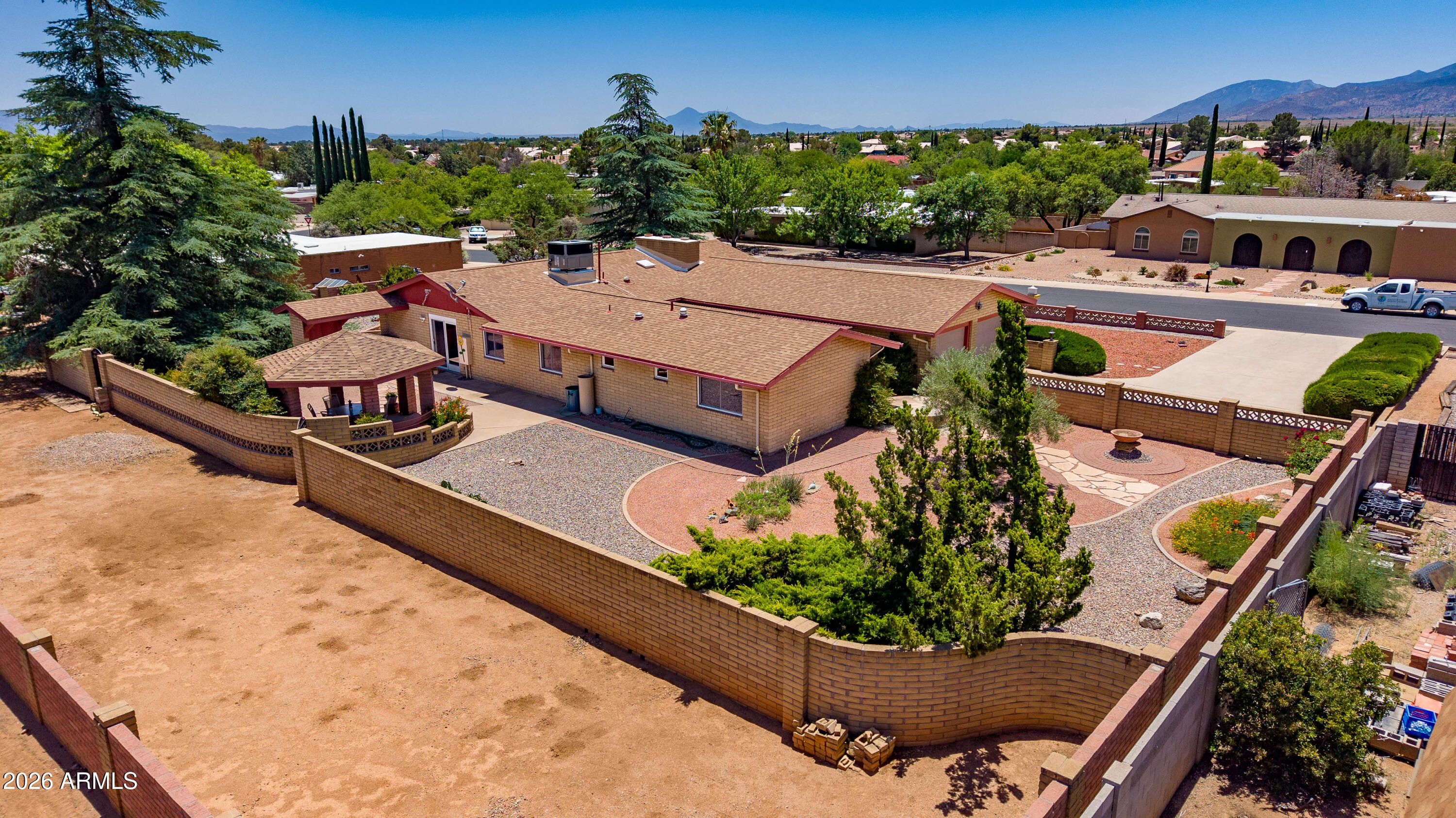 TOWN & COUNTRY ESTATES 3 - Residential
