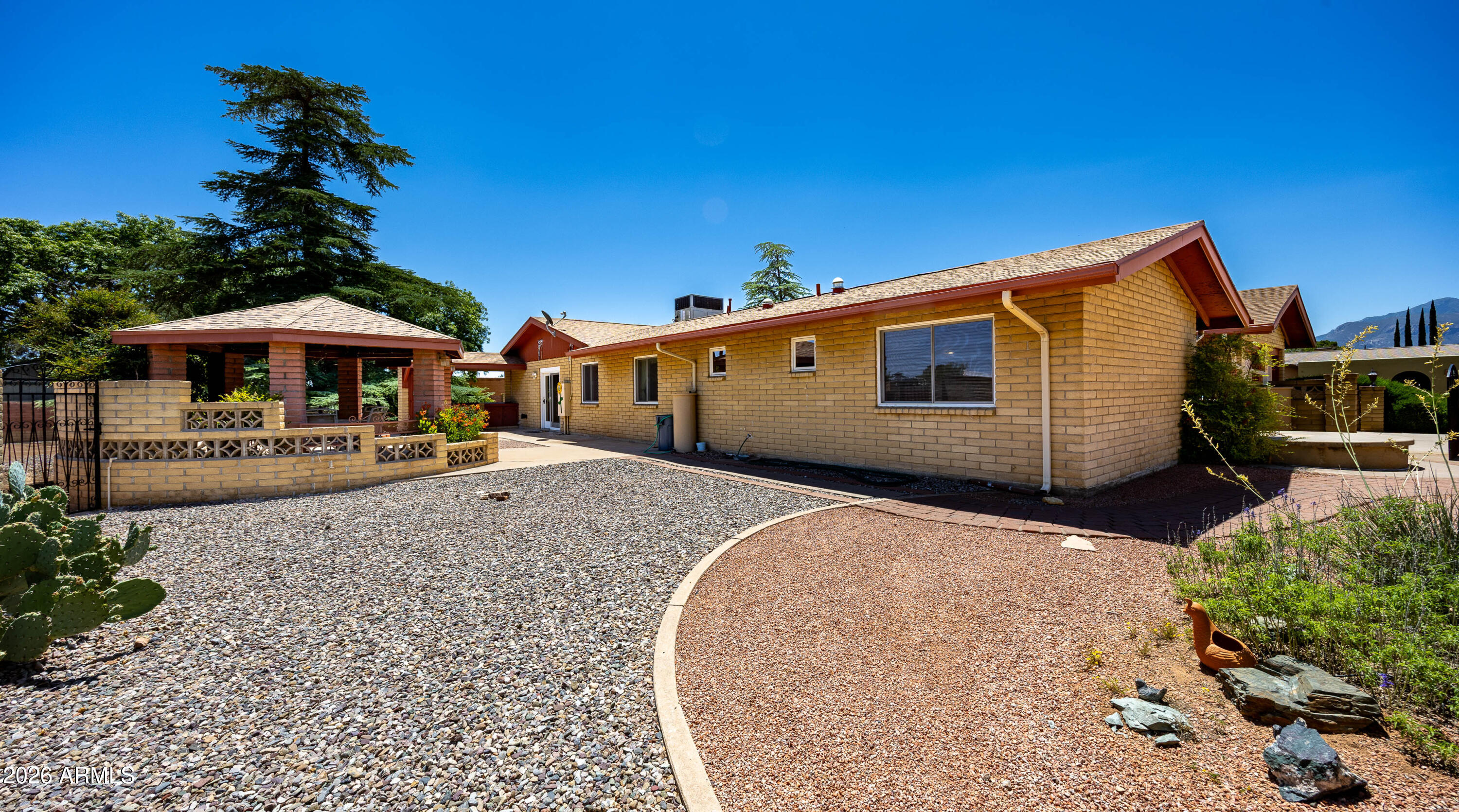 TOWN & COUNTRY ESTATES 3 - Residential