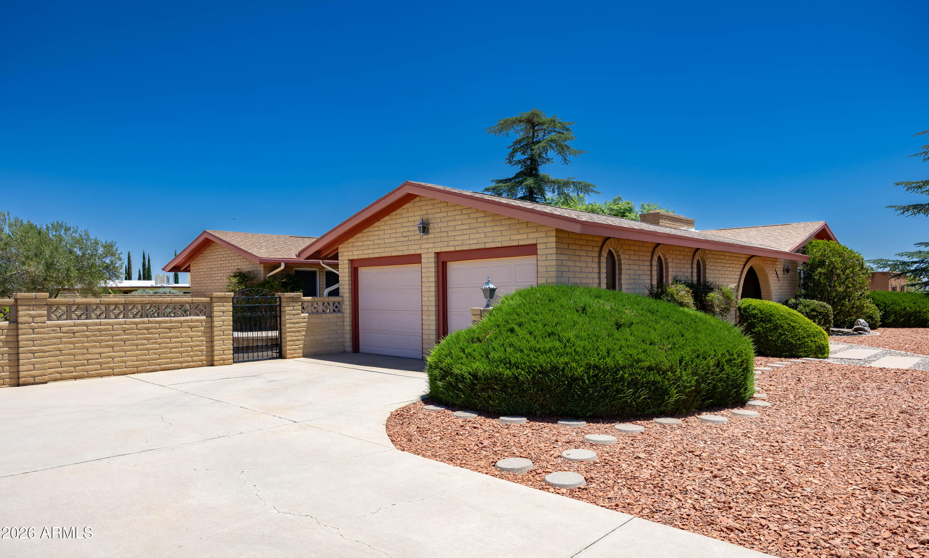 TOWN & COUNTRY ESTATES 3 - Residential