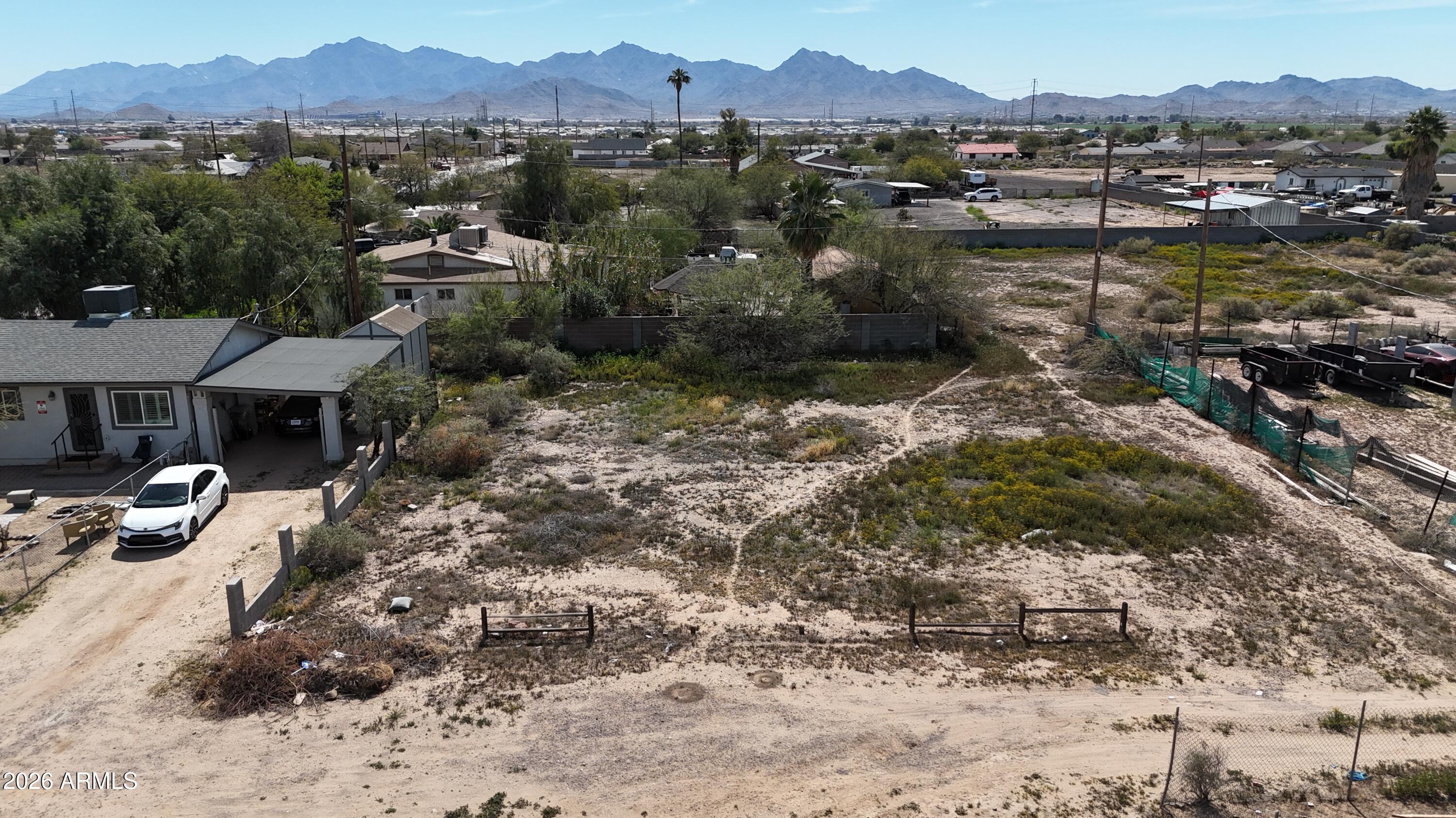 This flat land lot with no HOA is the blank slate you've been waiting for! close to all city amenities, ready for your vision be it a dream home or investment! 

buyer to verify all information, don't miss this chance!