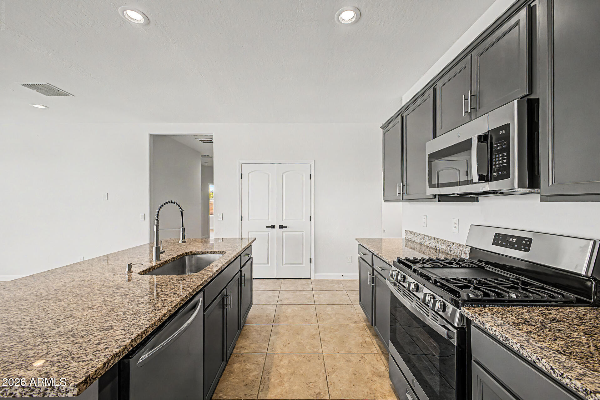 RANCHO MIRAGE ESTATES PARCEL 3 - Residential