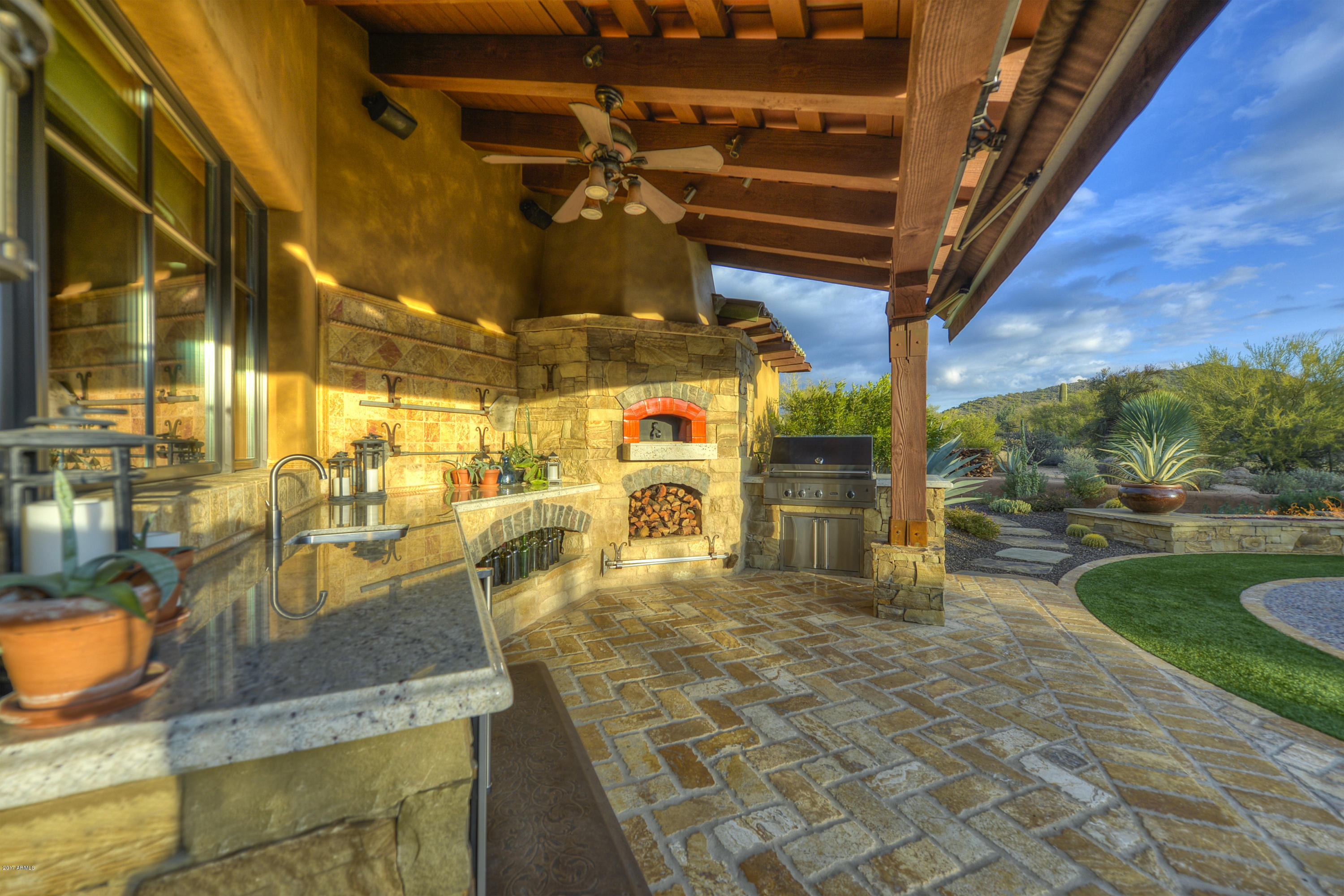 Whisper Rock - Residential