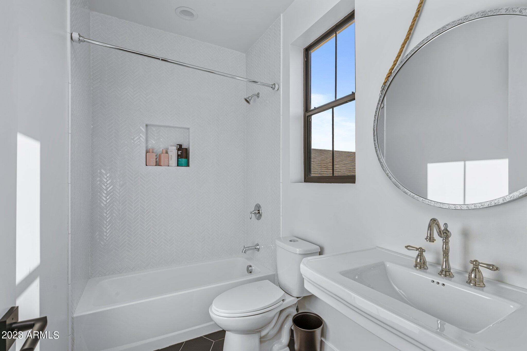 SWEETWATER STREET EAST - Residential