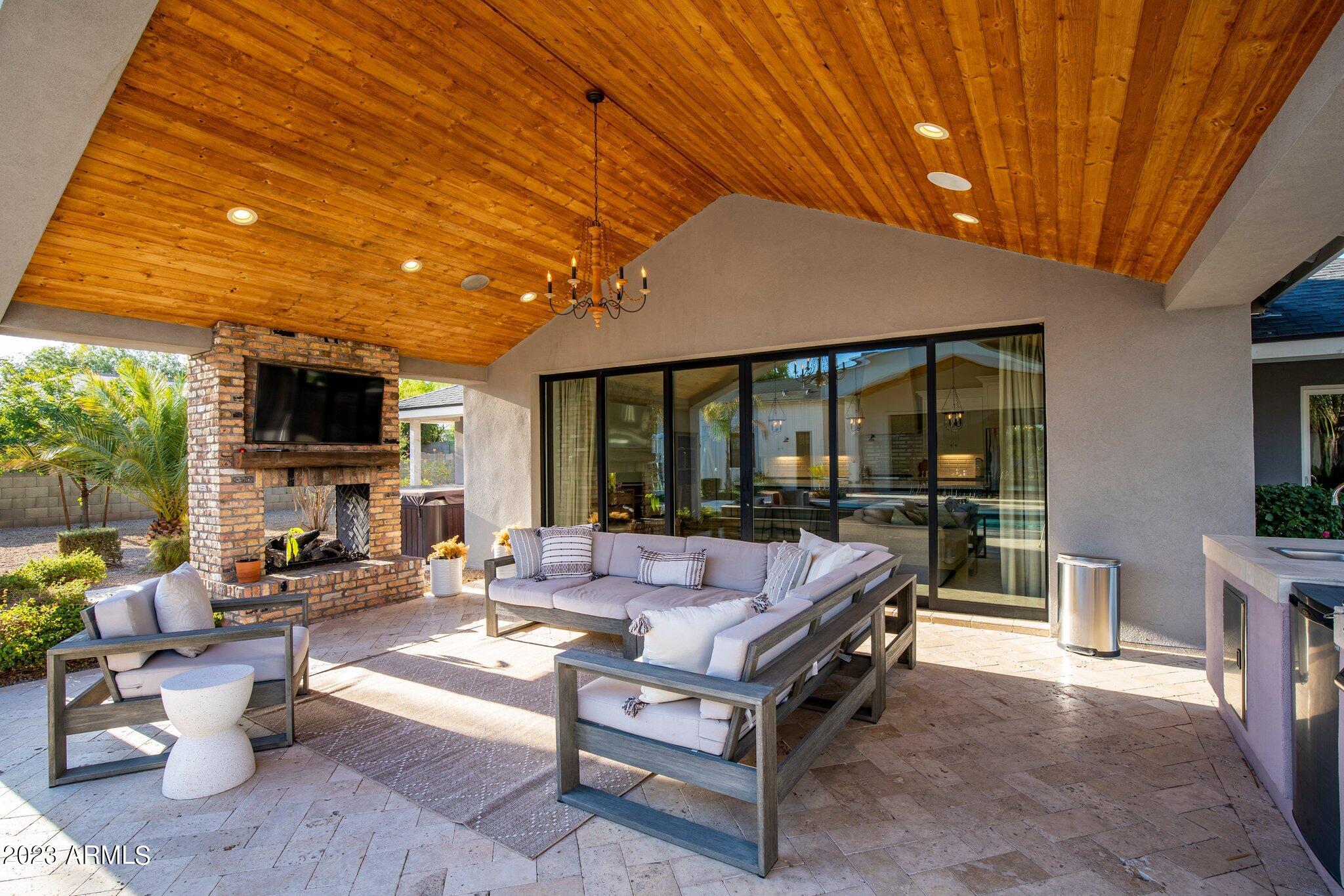 SWEETWATER STREET EAST - Residential