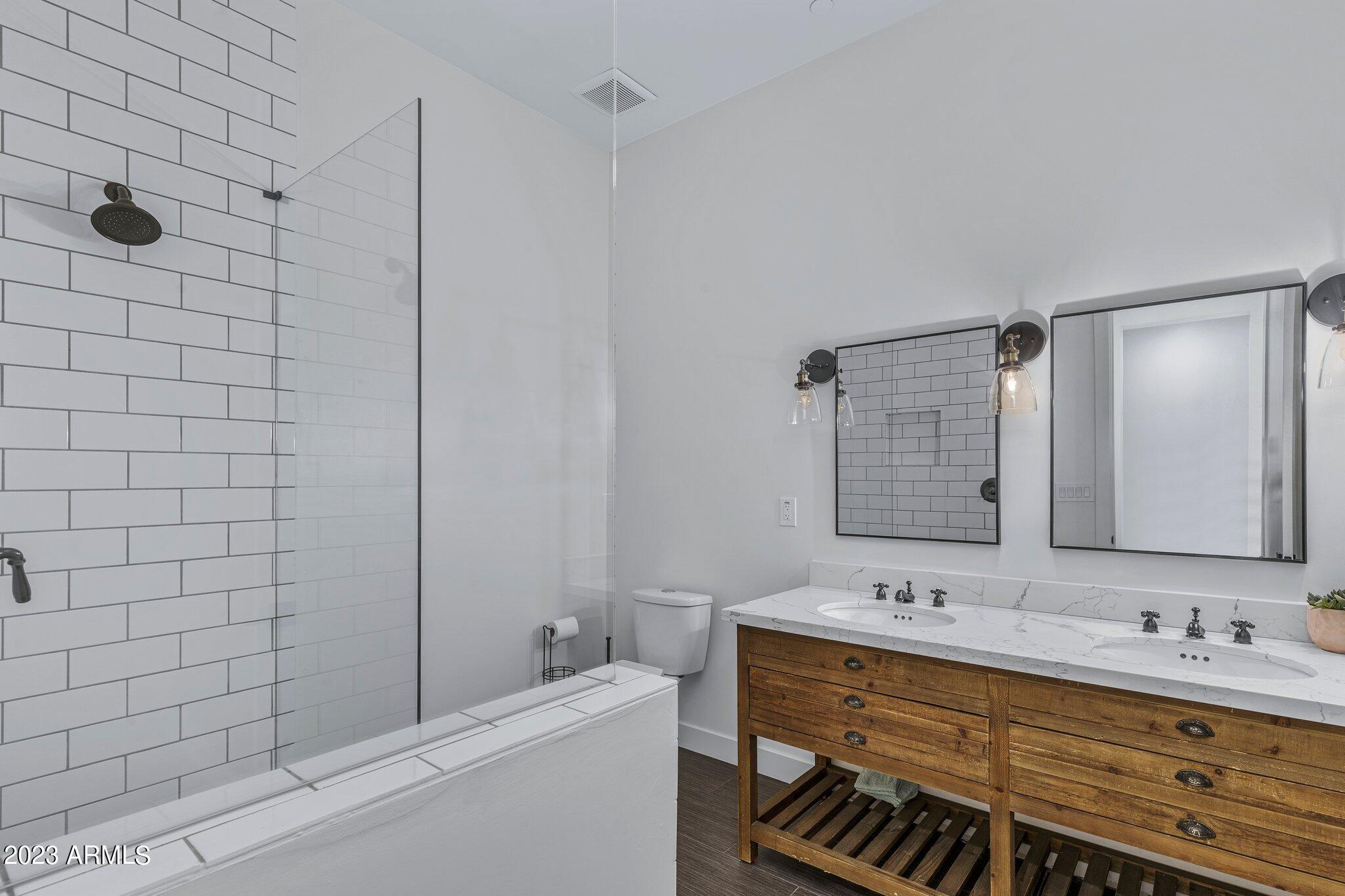 SWEETWATER STREET EAST - Residential