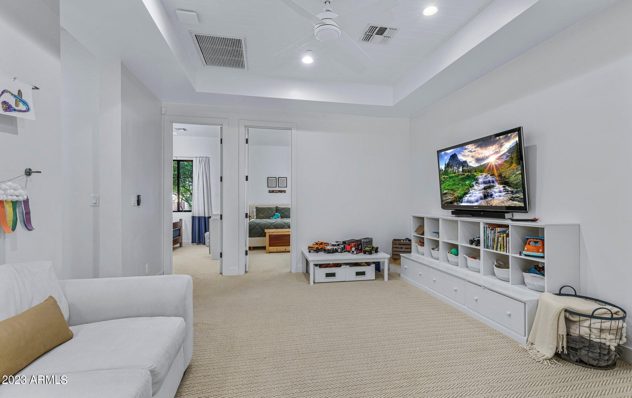 SWEETWATER STREET EAST - Residential