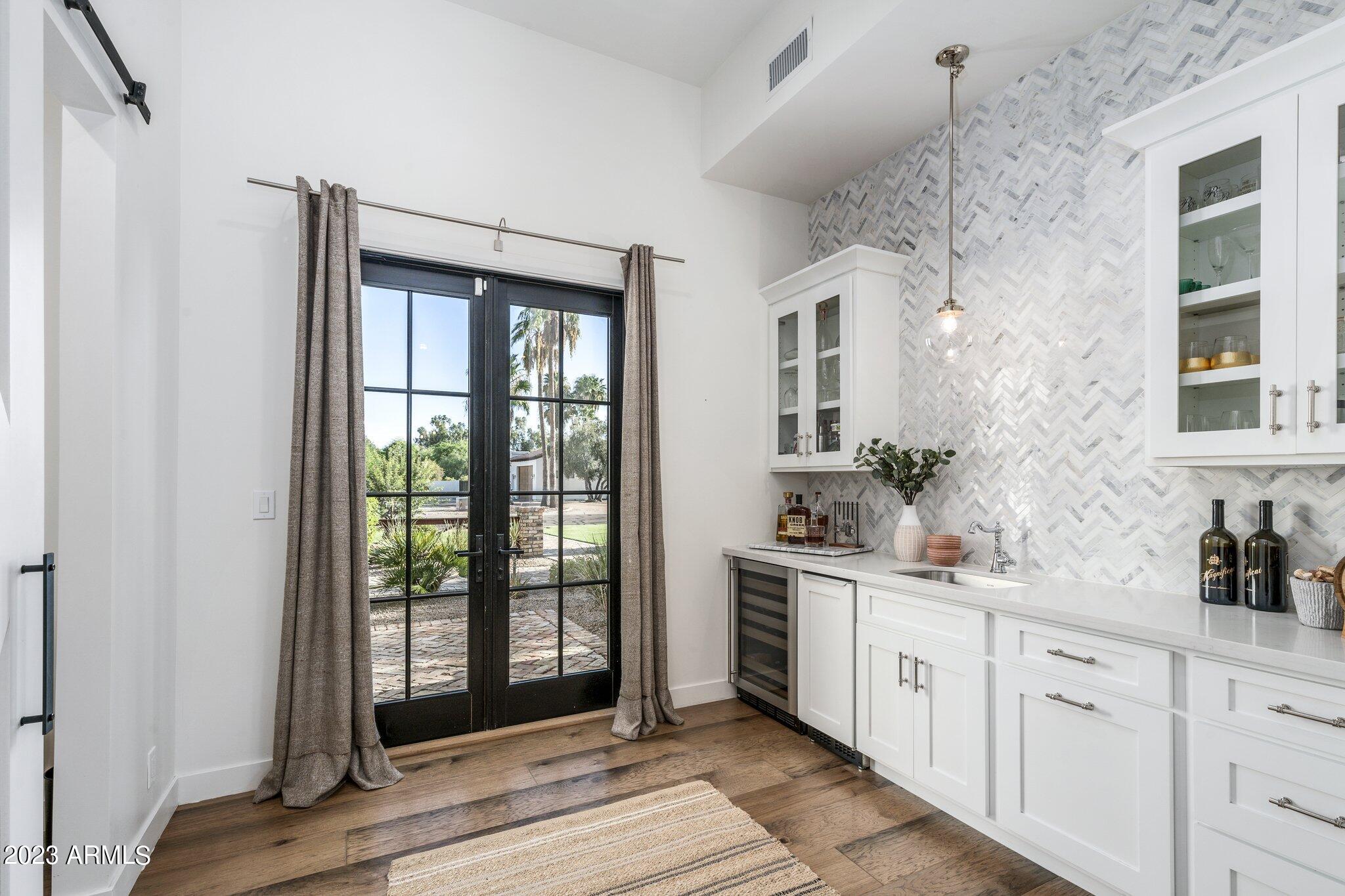 SWEETWATER STREET EAST - Residential