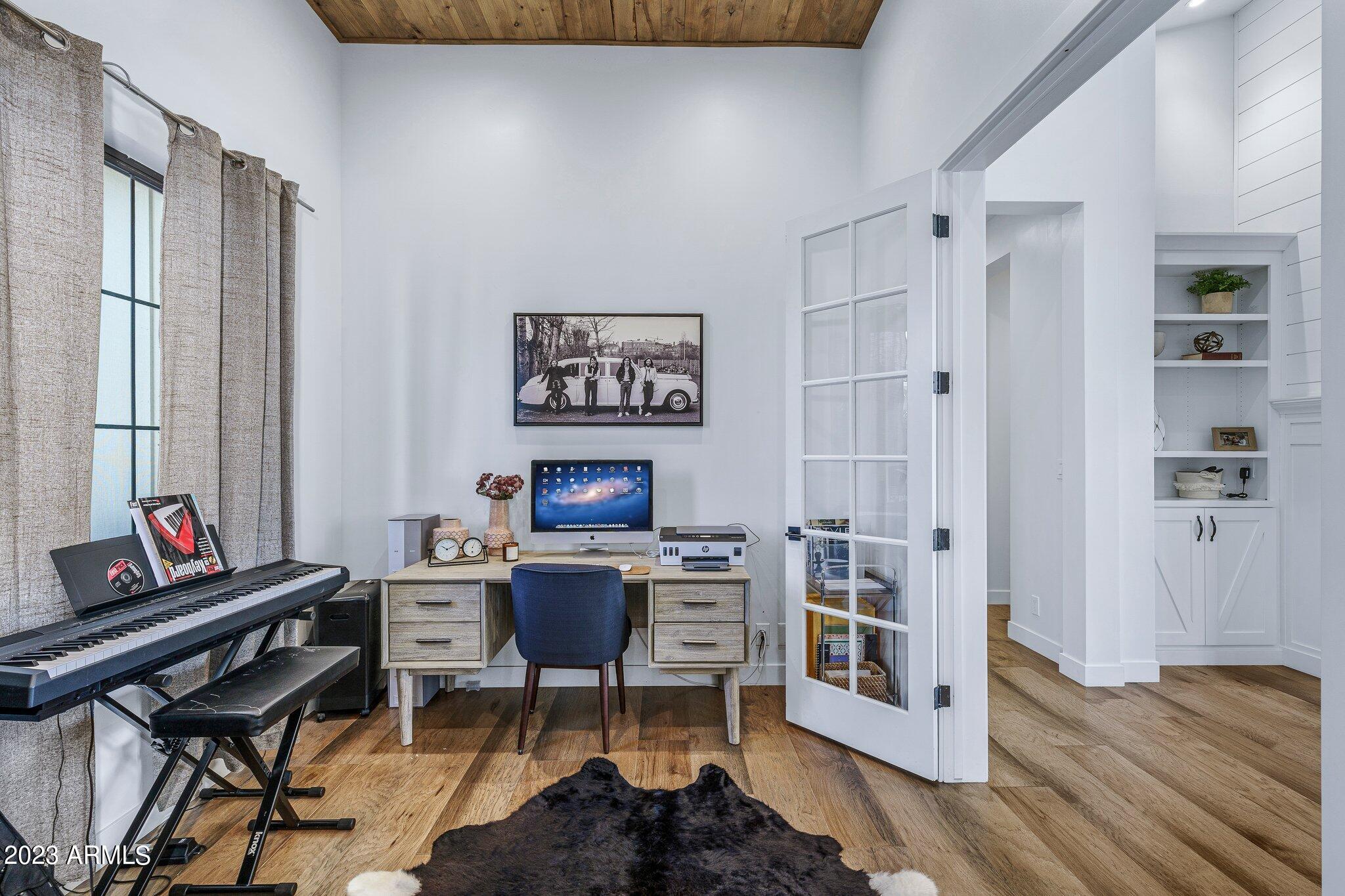 SWEETWATER STREET EAST - Residential