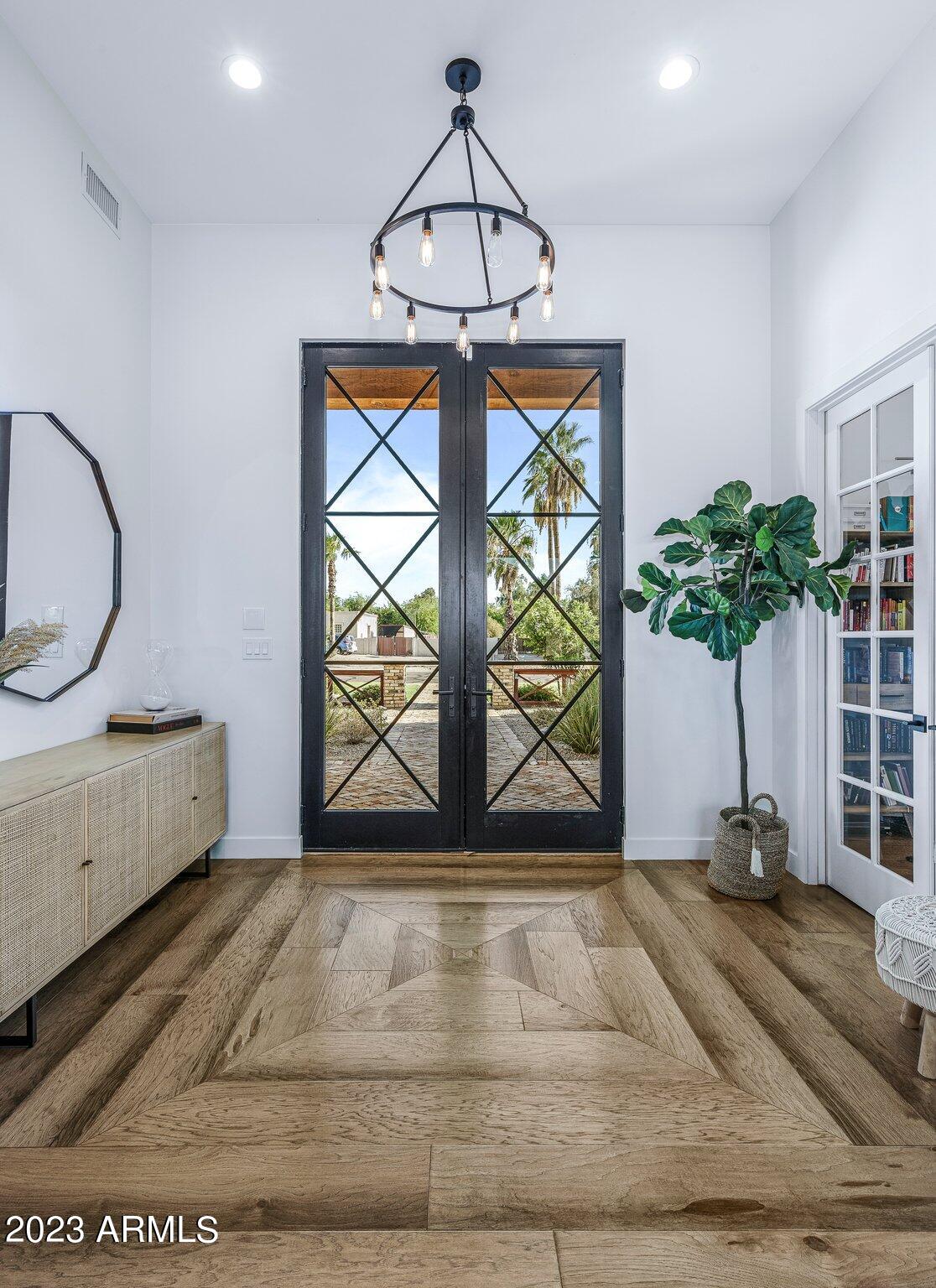 SWEETWATER STREET EAST - Residential
