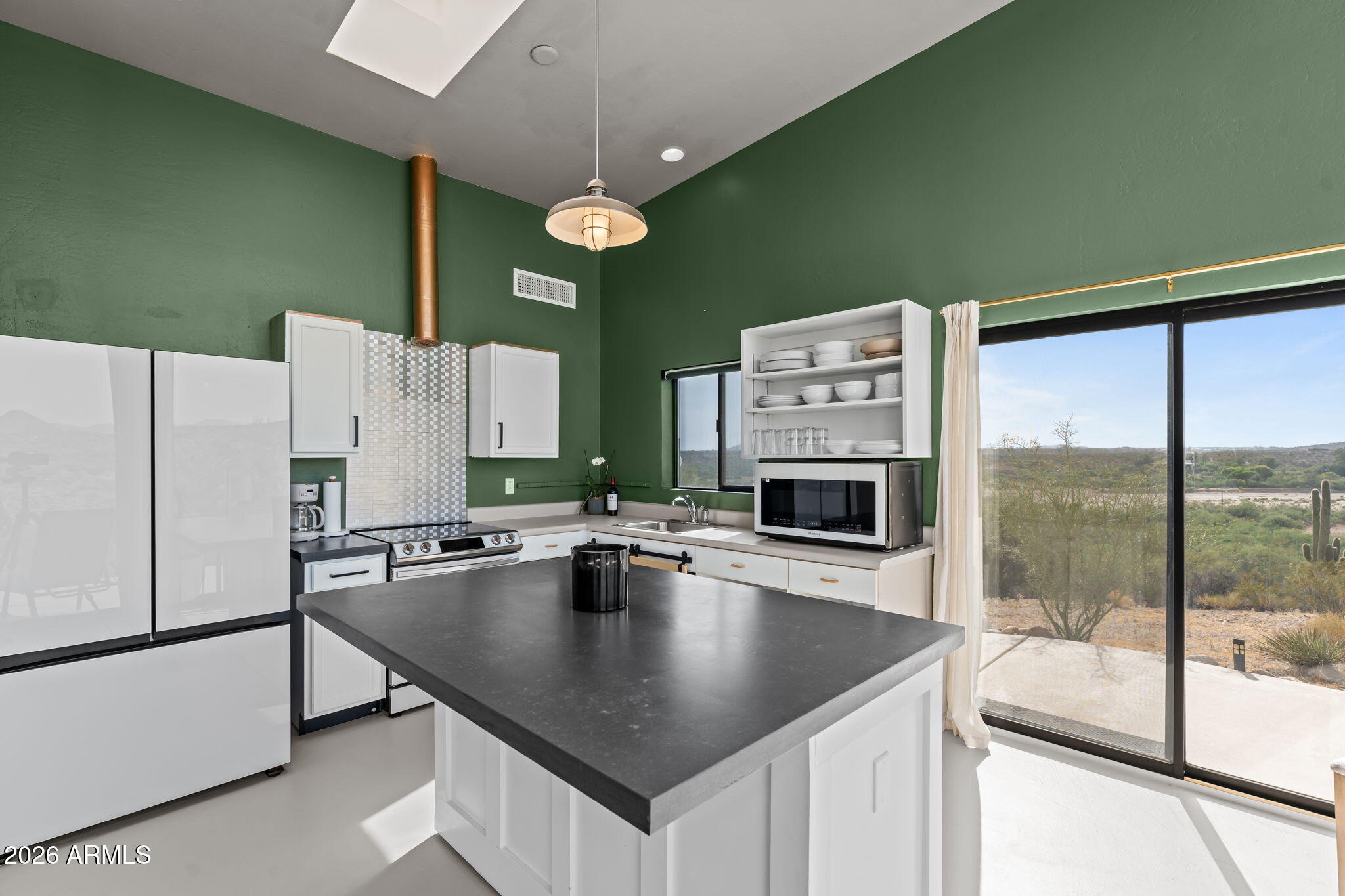 Hilltop Penthouse - Residential