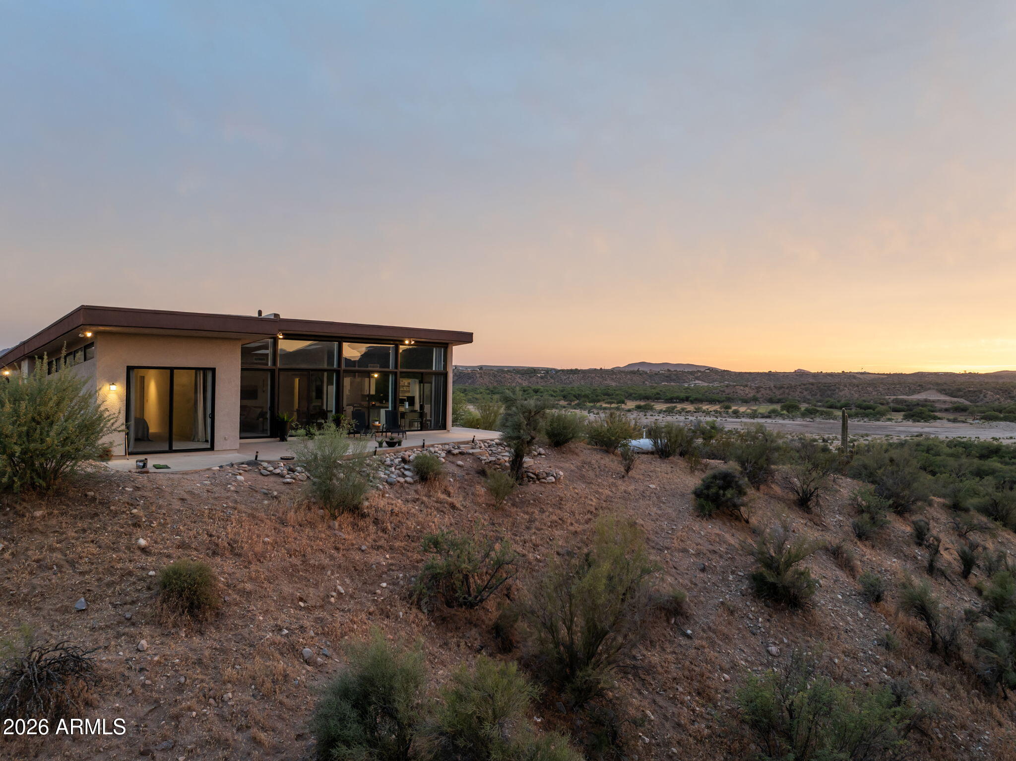 Hilltop Penthouse - Residential