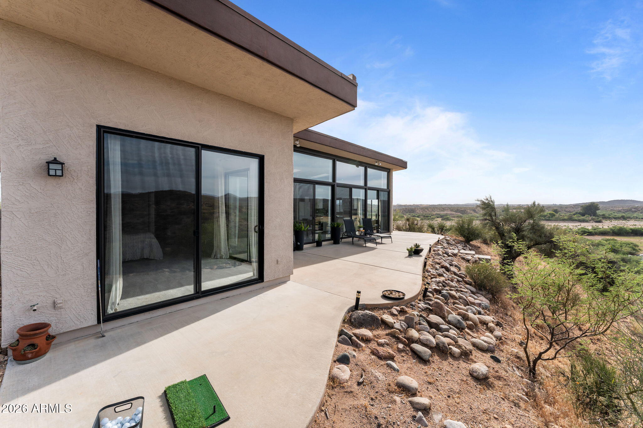 Hilltop Penthouse - Residential