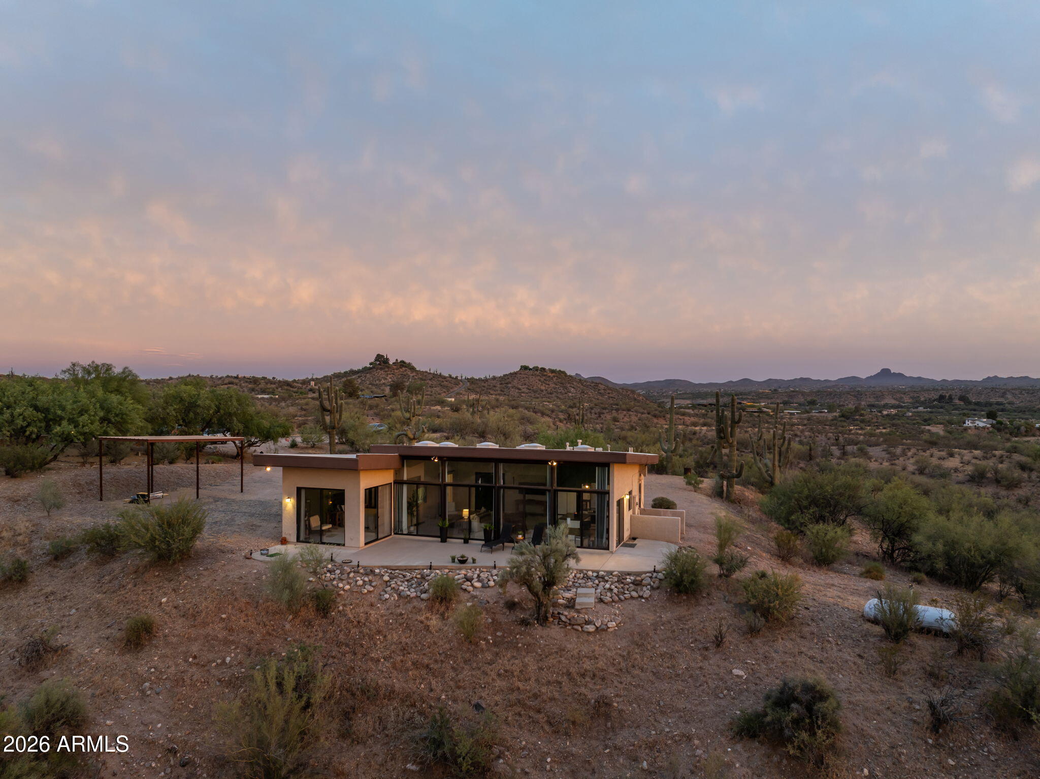 Hilltop Penthouse - Residential