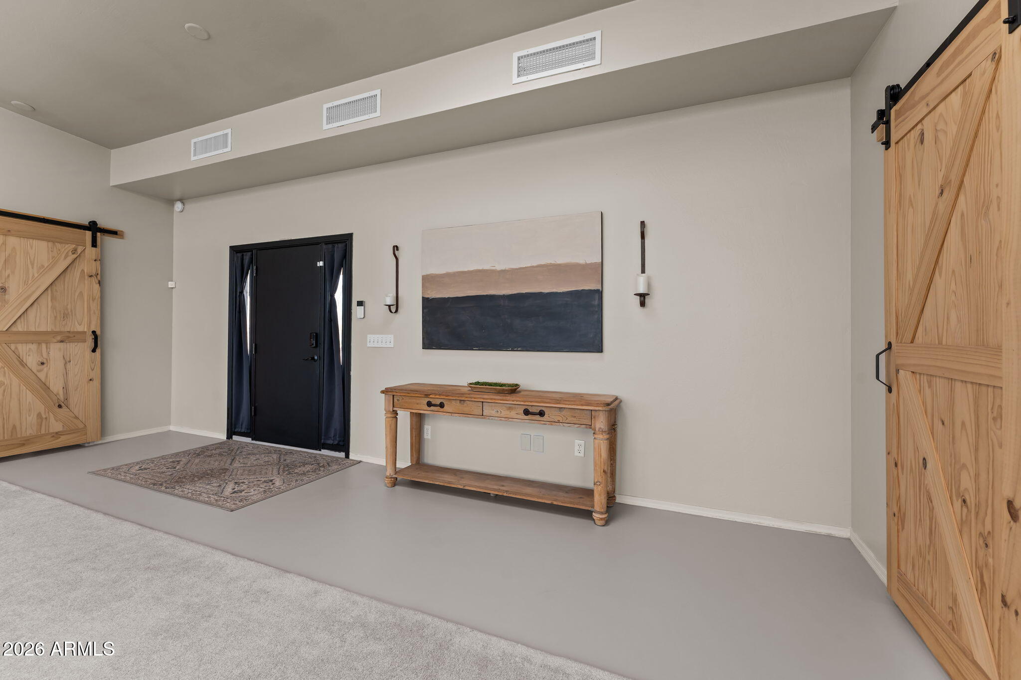 Hilltop Penthouse - Residential