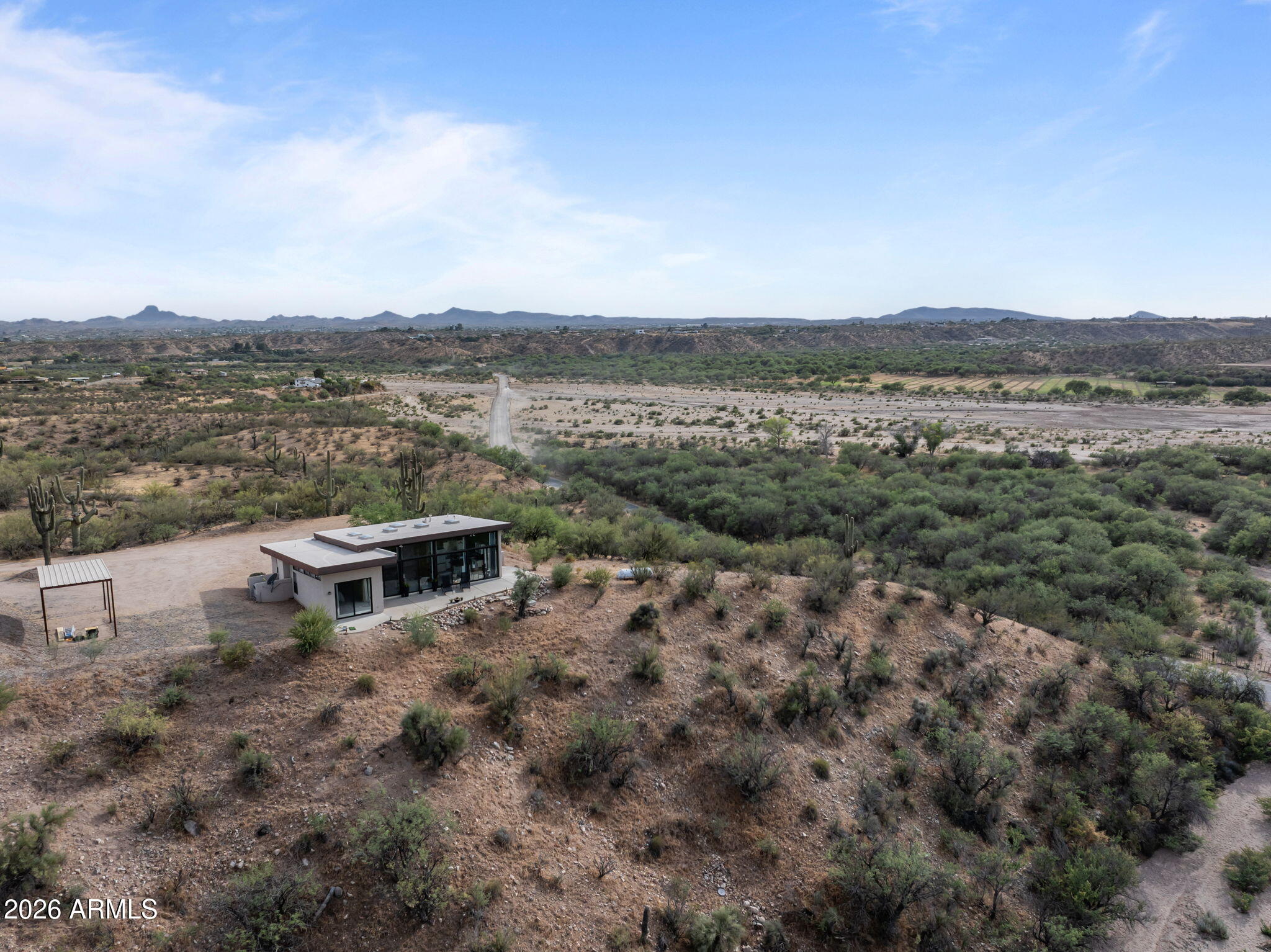 Hilltop Penthouse - Residential