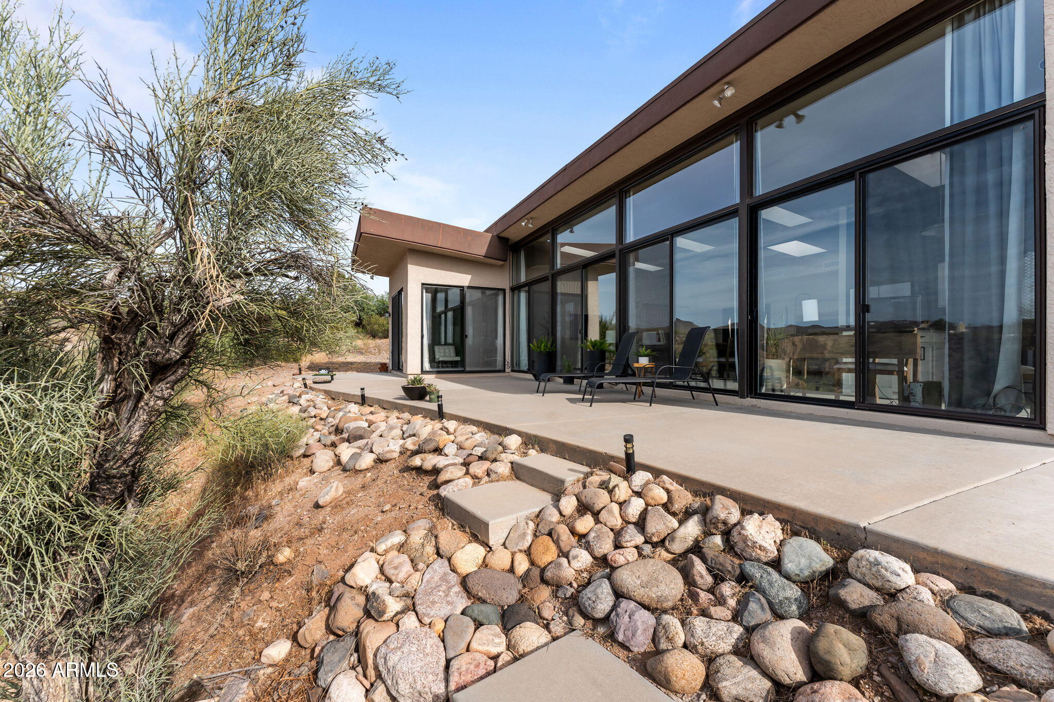 Hilltop Penthouse - Residential