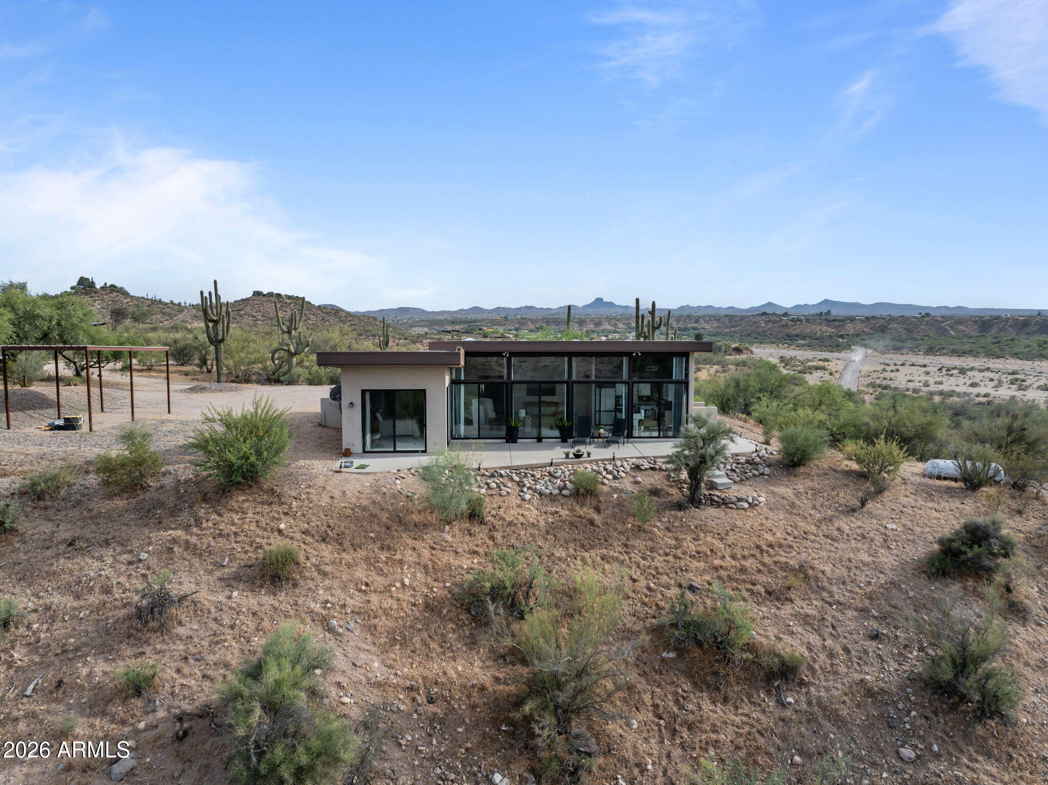 Hilltop Penthouse - Residential