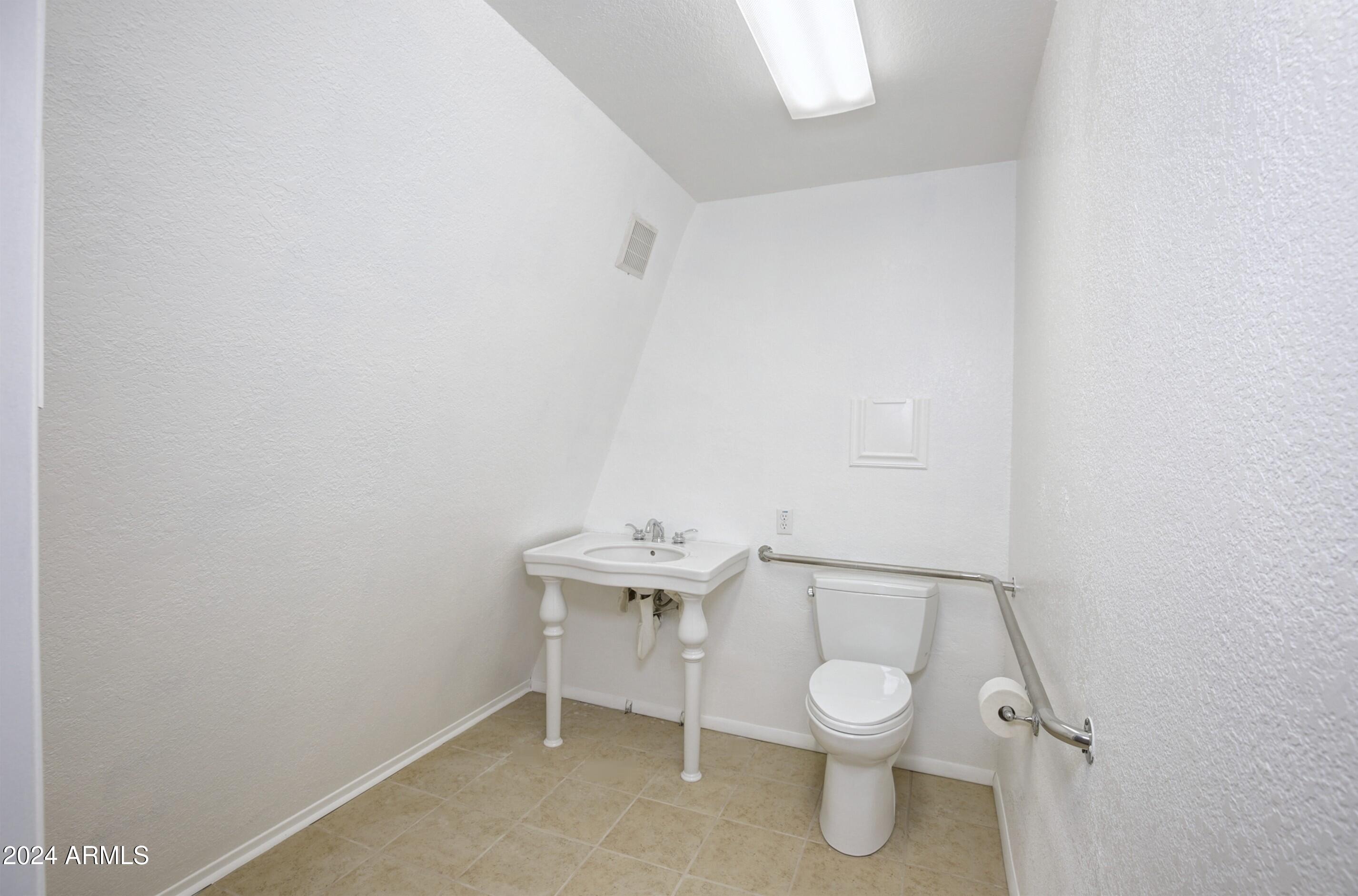 METES AND BOUNDS - Commercial Sale